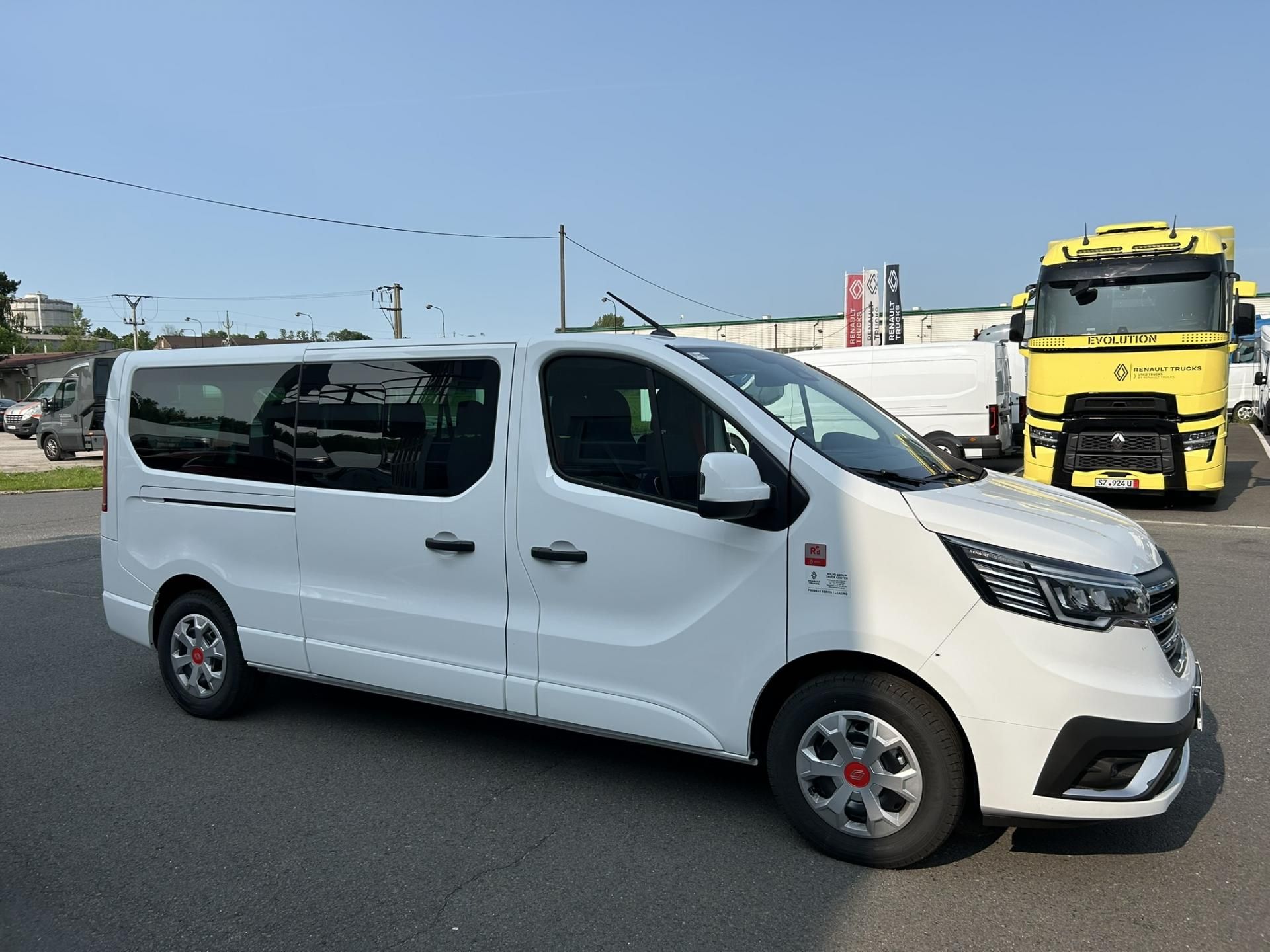 Renault Trafic, COMBI L2H1 150k RED 9 míst - fotka 5