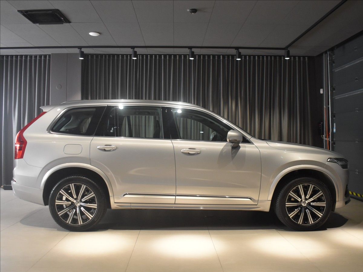 Volvo XC90, 2,0 B5 AWD PLUS BLIS,Bezklíč - fotka 3