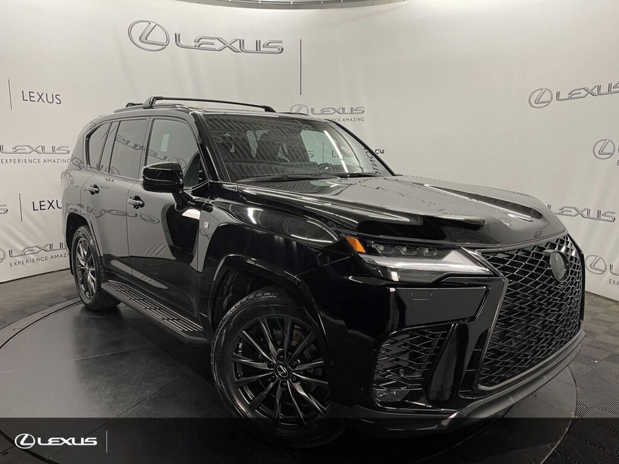 Lexus LX 600, F-Sport 4WD 3.5L Twin Turbo V6
