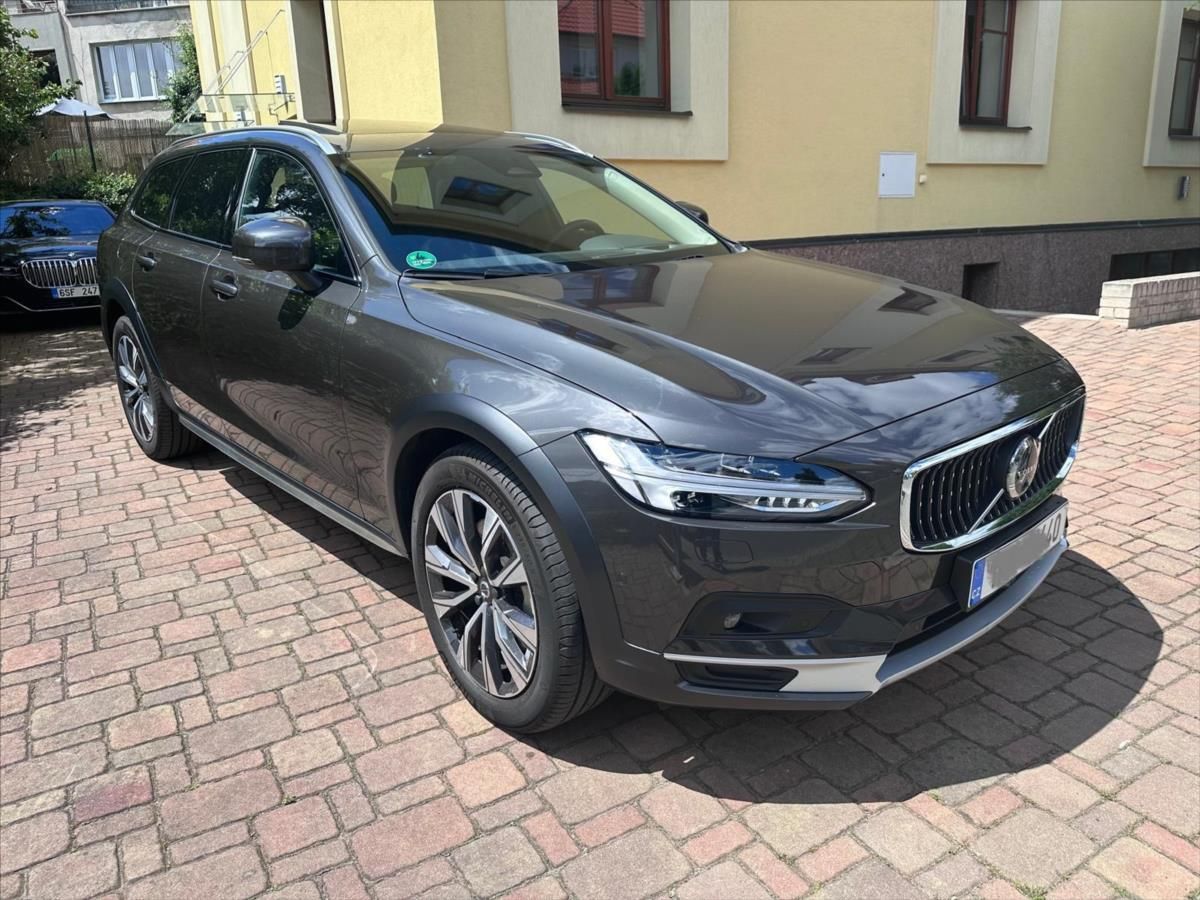 Volvo V90, B4  CC Ultimate Polestar - fotka 3