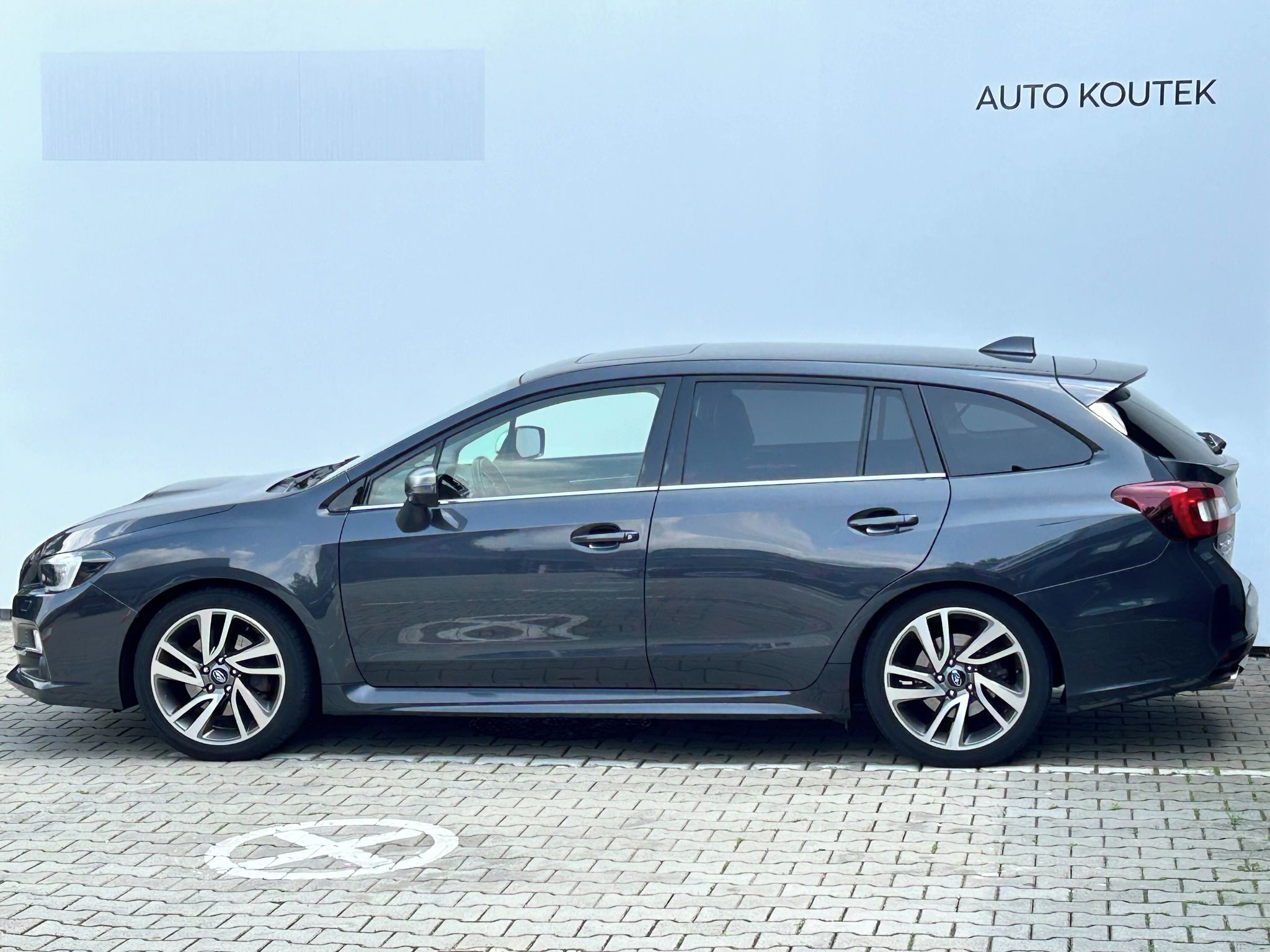 Subaru Levorg, 1.6GT-S 170PS servisní kniha - fotka 6
