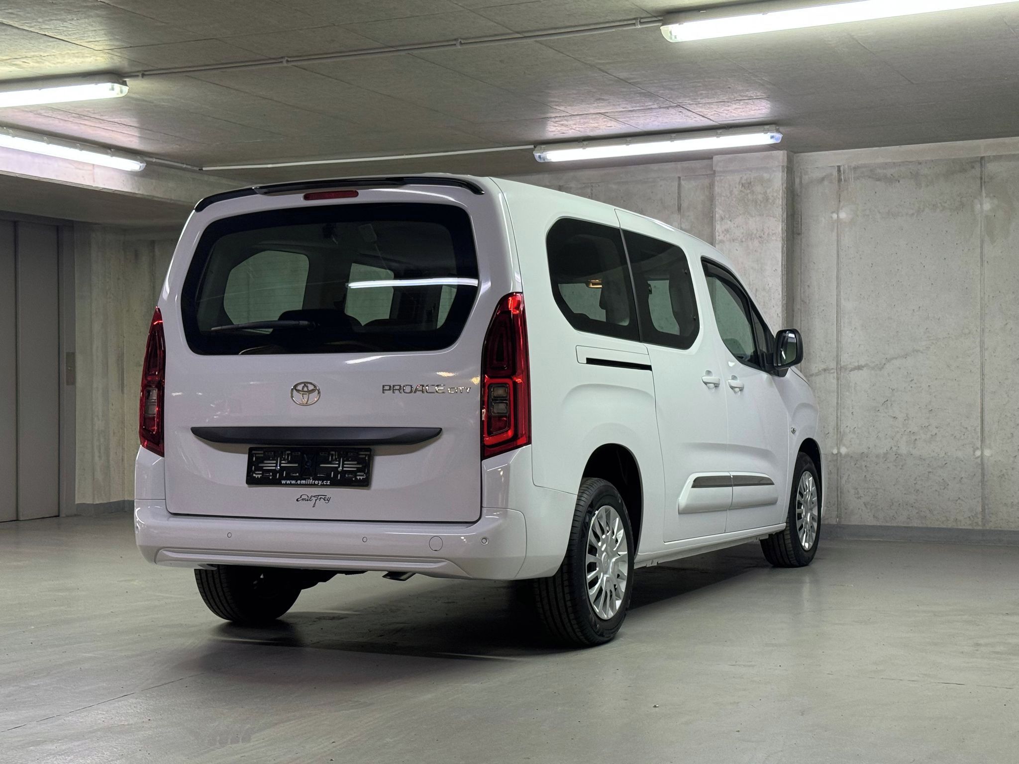 Toyota Proace City Verso, Business 1,2 Long - fotka 5