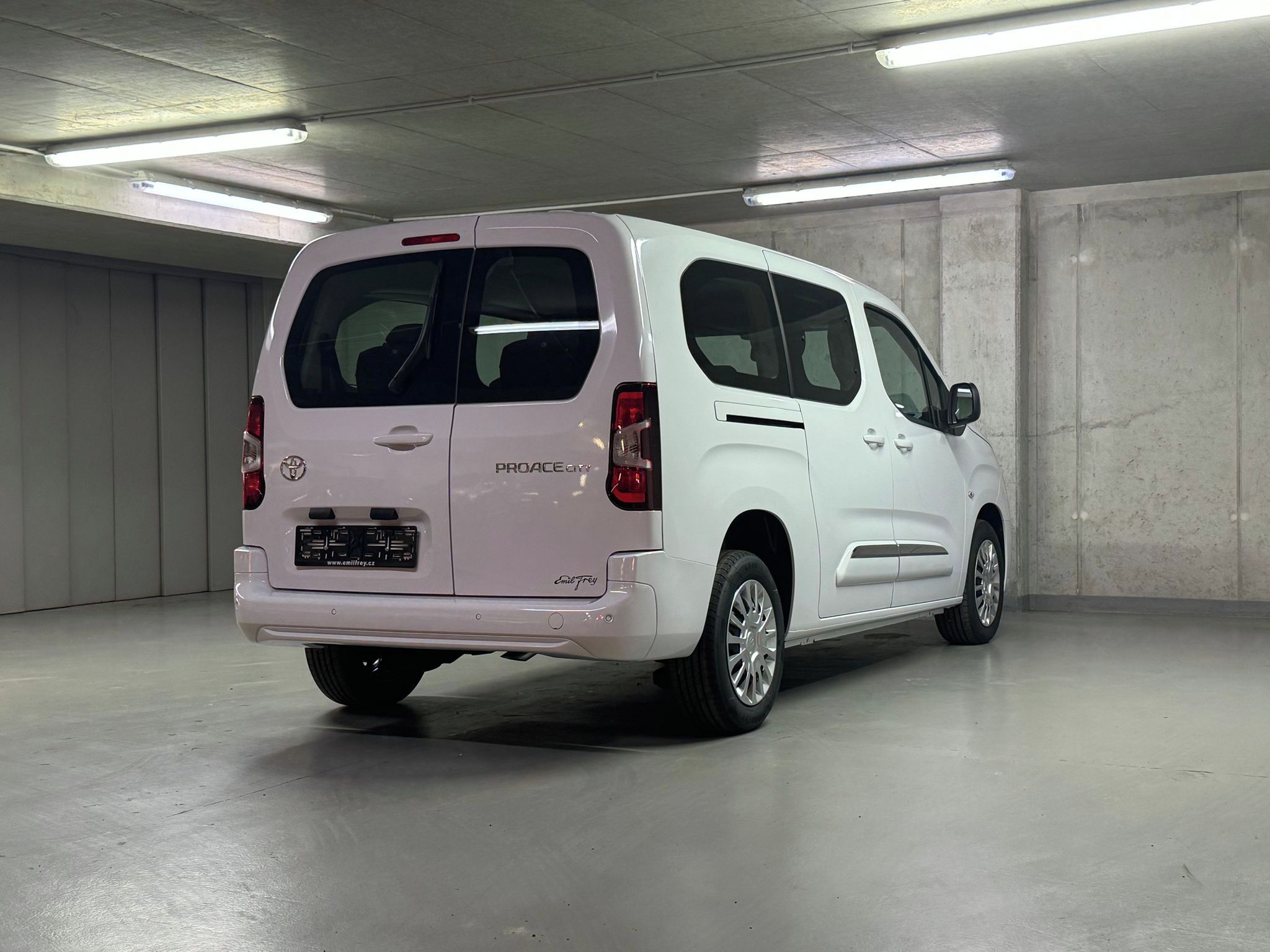 Toyota Proace City Verso, Business 1,2 Long 7 míst - fotka 5