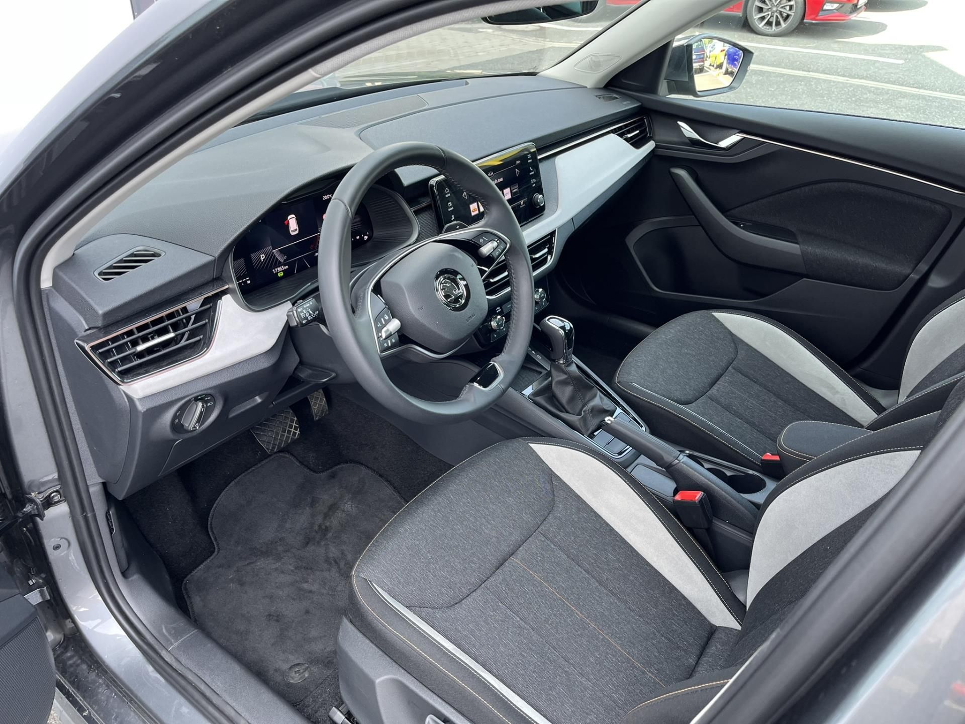 Škoda Kamiq, 1.0TSi 85kW DSG - fotka 5