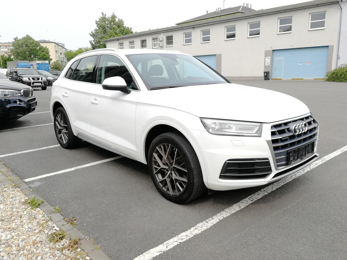 Audi Q5, 2.0TDi Quattro Tipronic - fotka 4