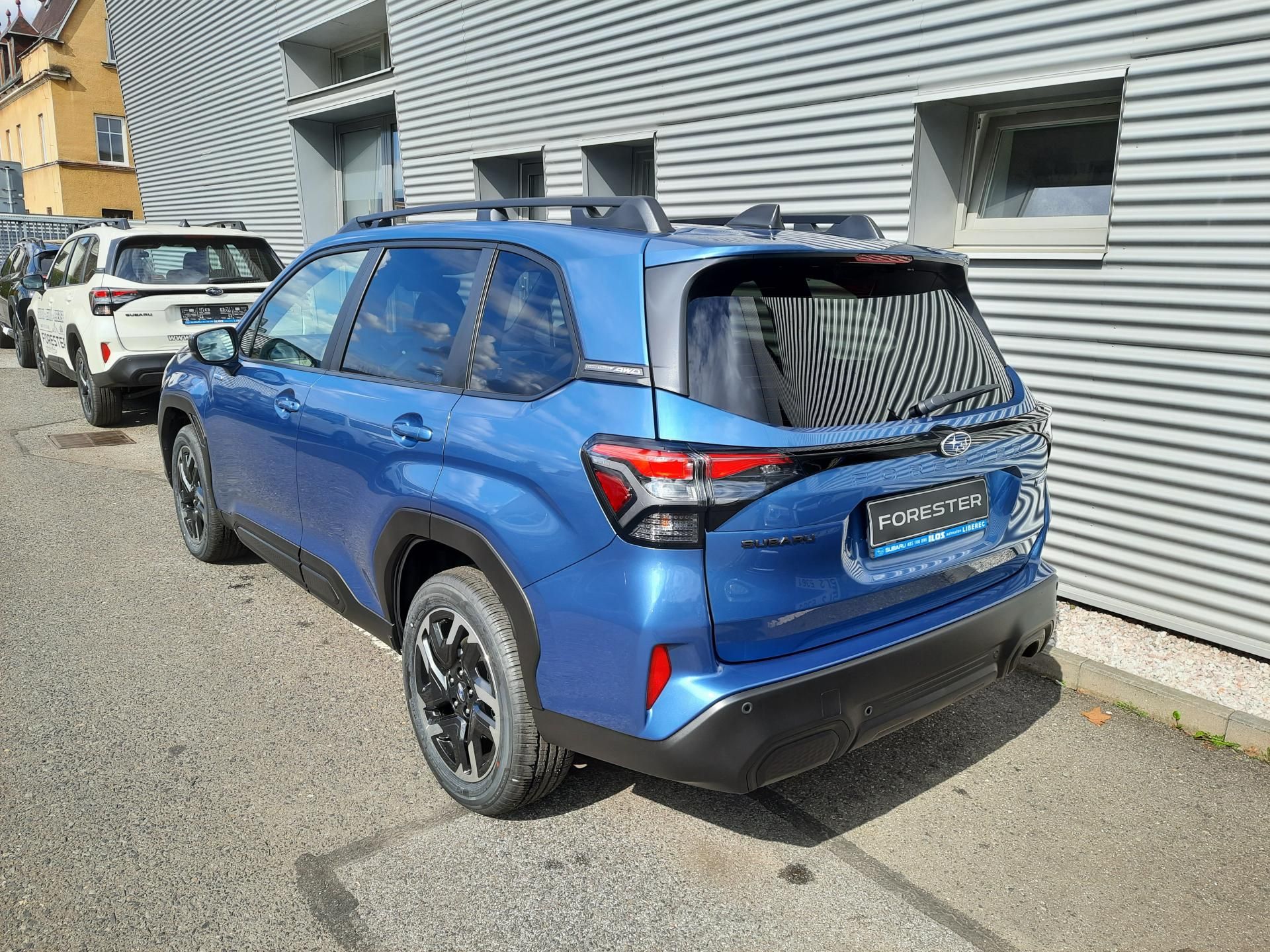 Subaru Forester, NOVÝ FORESTER 2,0i COM. NAVI - fotka 5