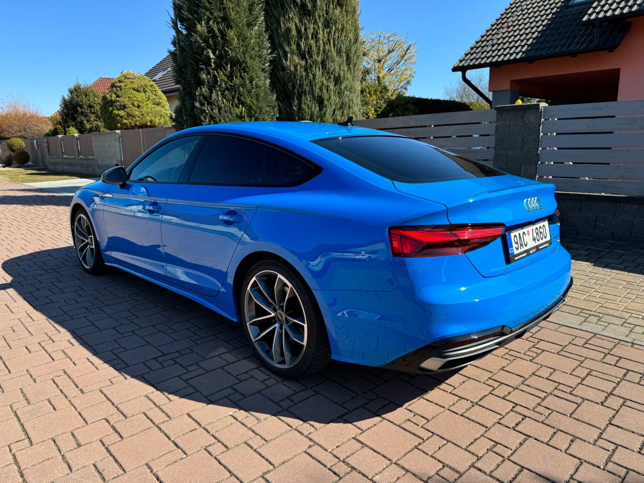 Audi A5, 40 TDI 4x4 S-line Servis DPH - fotka 3