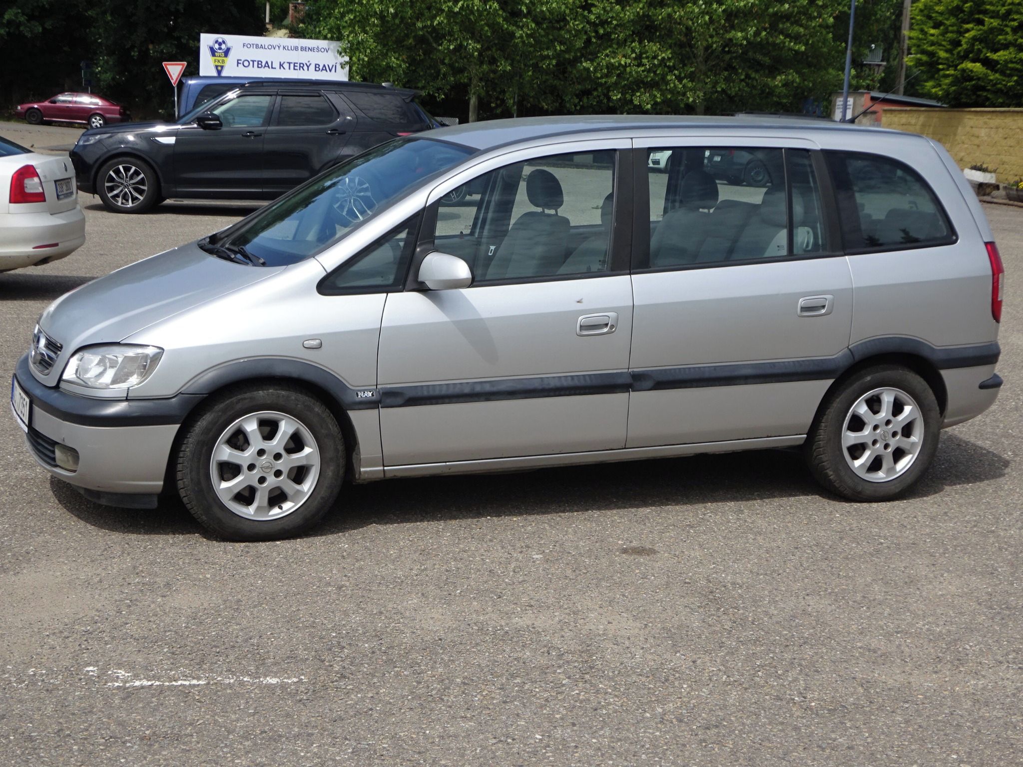 Opel Zafira, 2.0 DTi 7 Míst  AUTOMAT - fotka 3