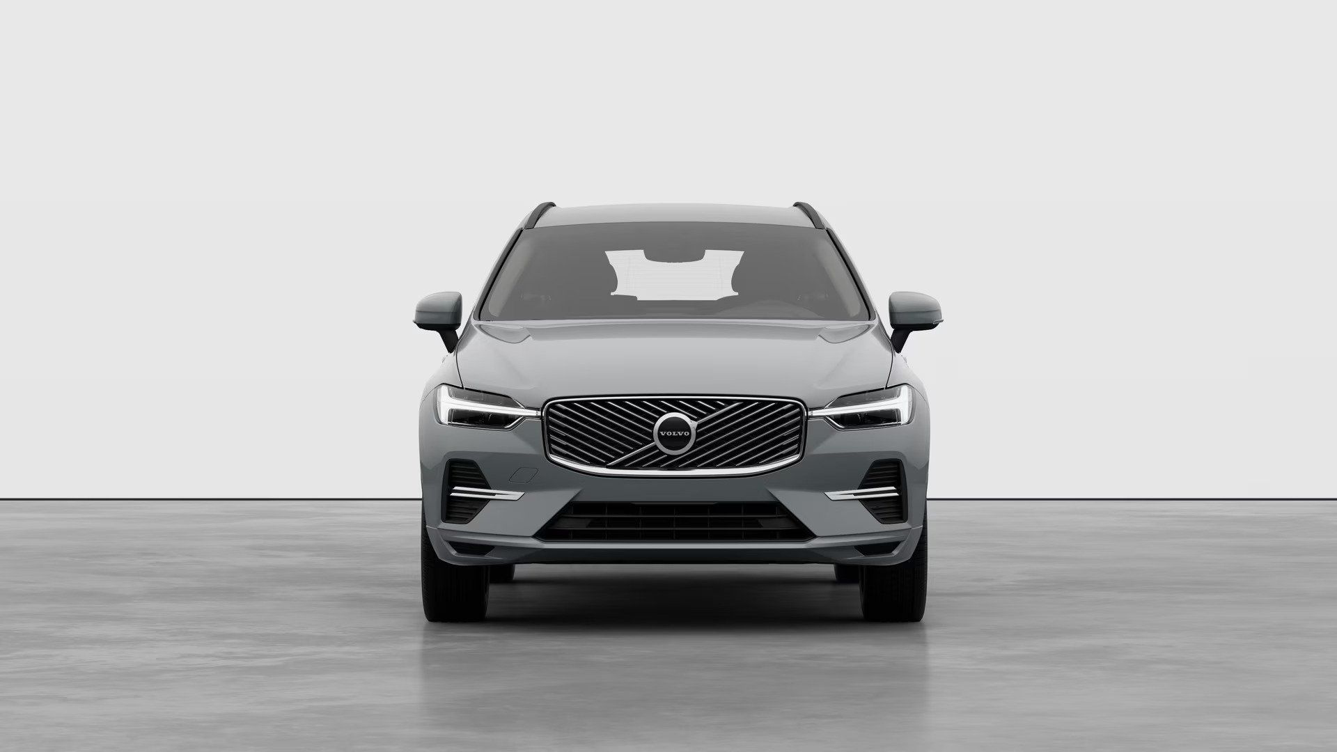 Volvo XC60, ESSENTIAL, B5 AWD, 184+10 kW / - fotka 5