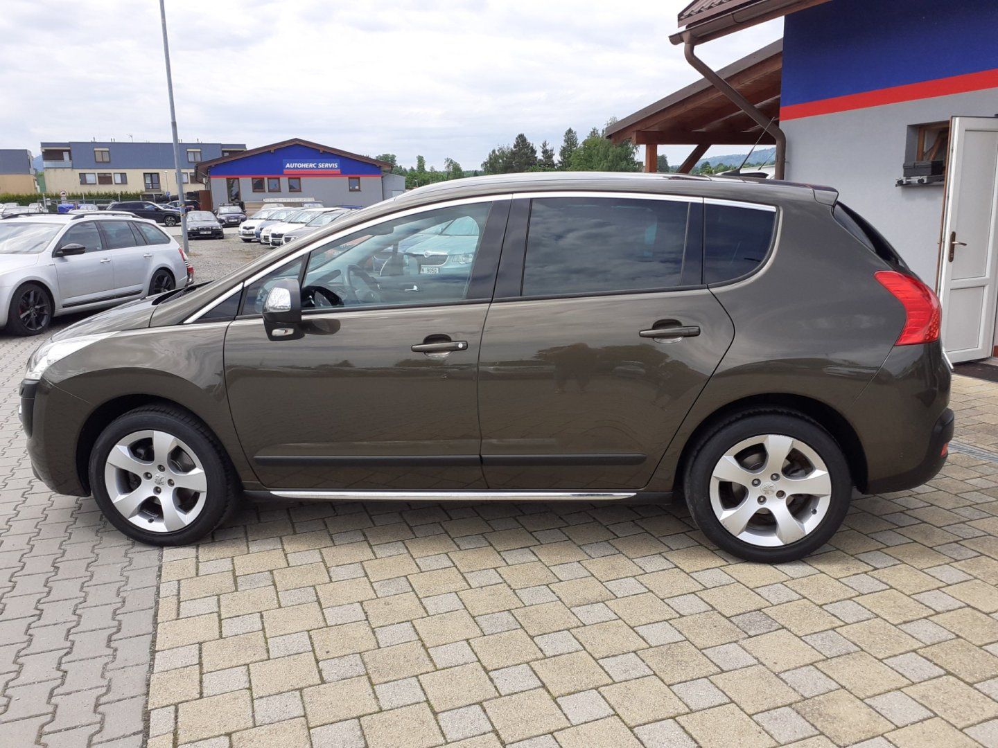 Peugeot 3008, 1.6 i  16V 115Kw - fotka 6