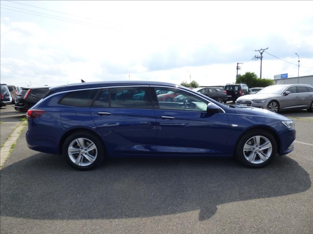 Opel Insignia, 2,0 BiTurbo,4x4,LED,Navi,Opel - fotka 2