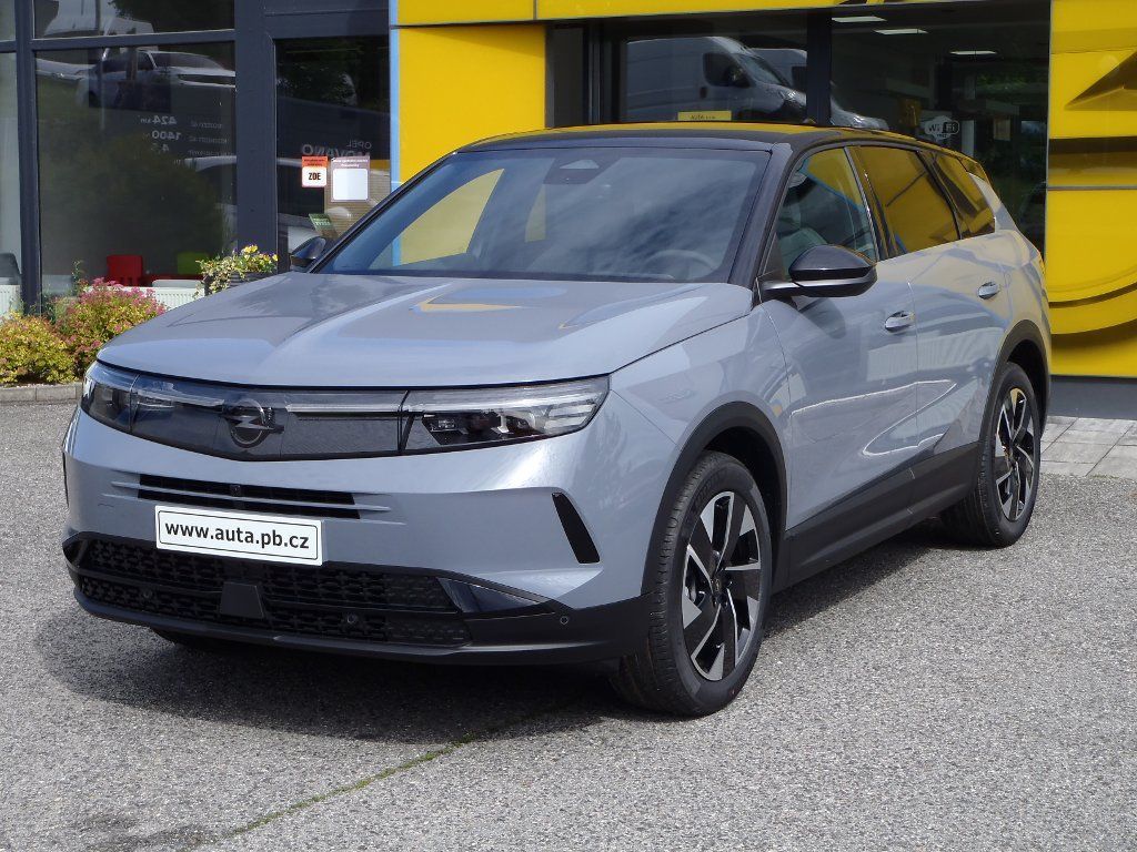 Opel Grandland, GS Hybrid 1.2T 107kW eDCT6 - fotka 3