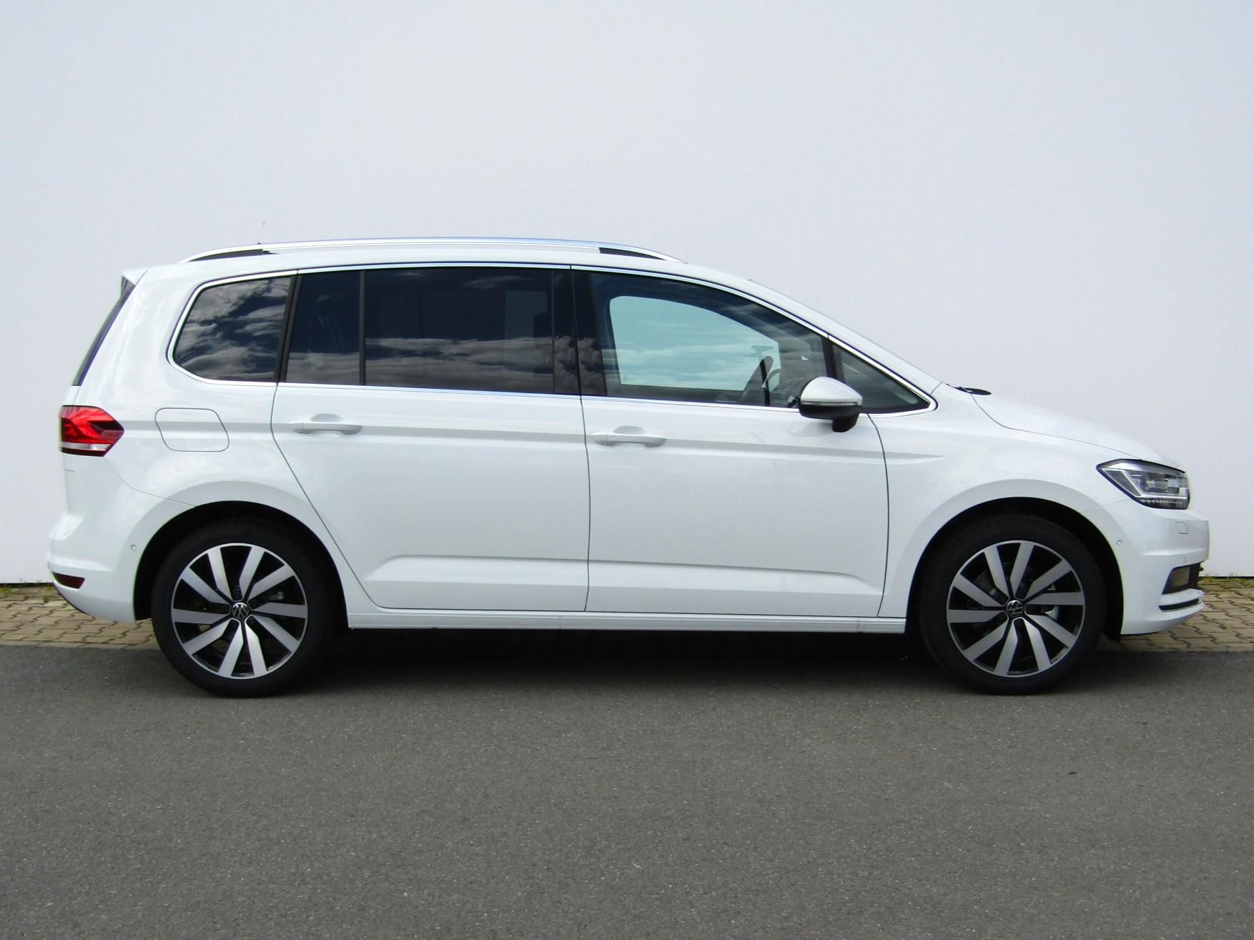 Volkswagen Touran, Highline 1,5 TSI 110KW DSG - fotka 3