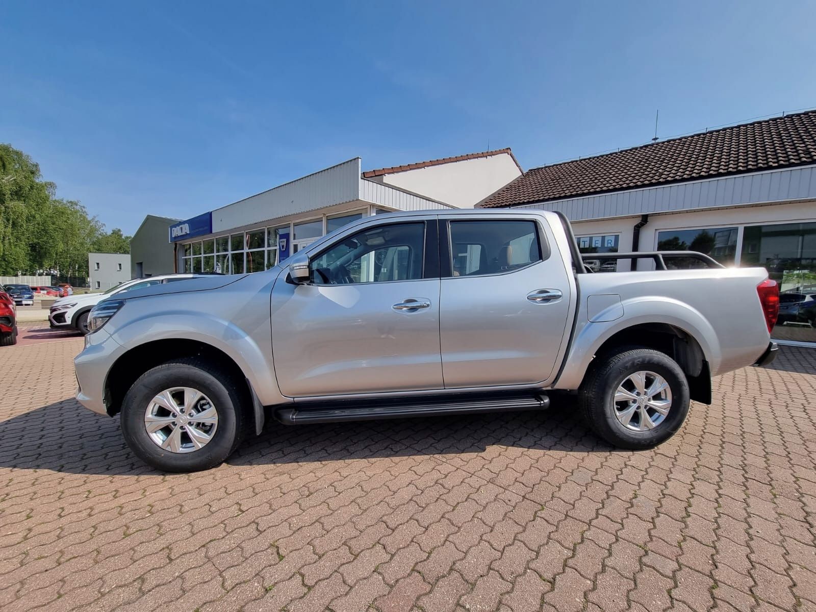 Dongfeng DF 6, 4WD AT MID - fotka 4