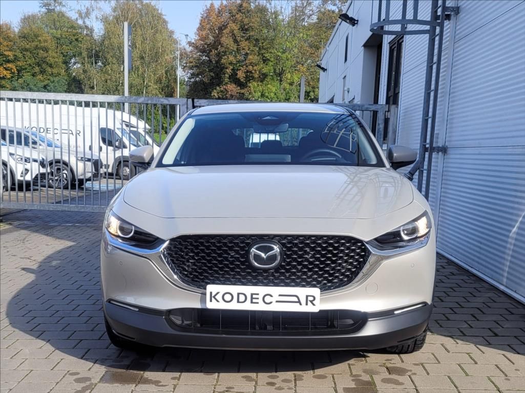 Mazda CX-30, 2,5 e-Skyactiv G140k 6MAN 4x2 - fotka 2