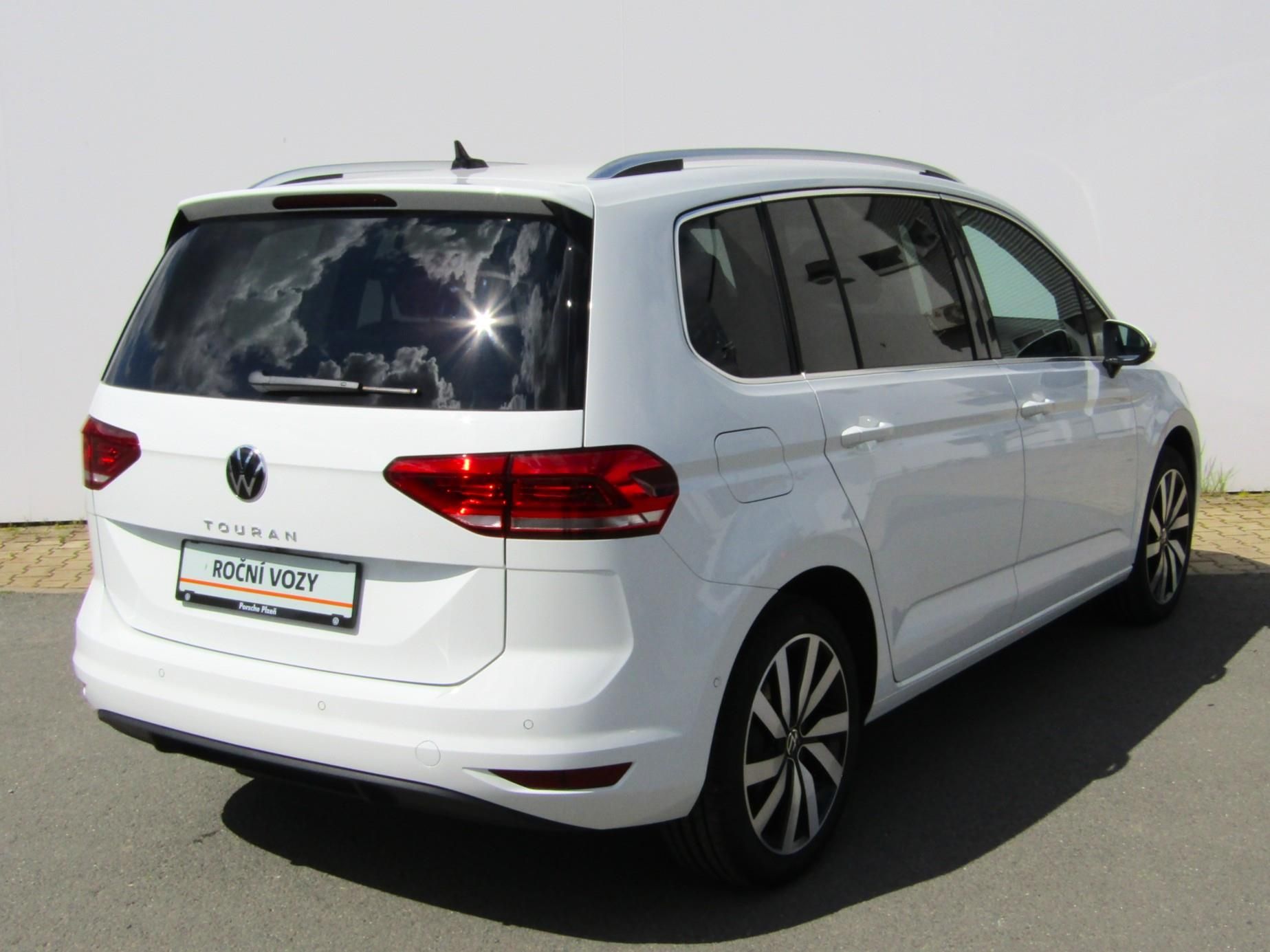 Volkswagen Touran, Highline 1,5 TSI 110KW DSG - fotka 2