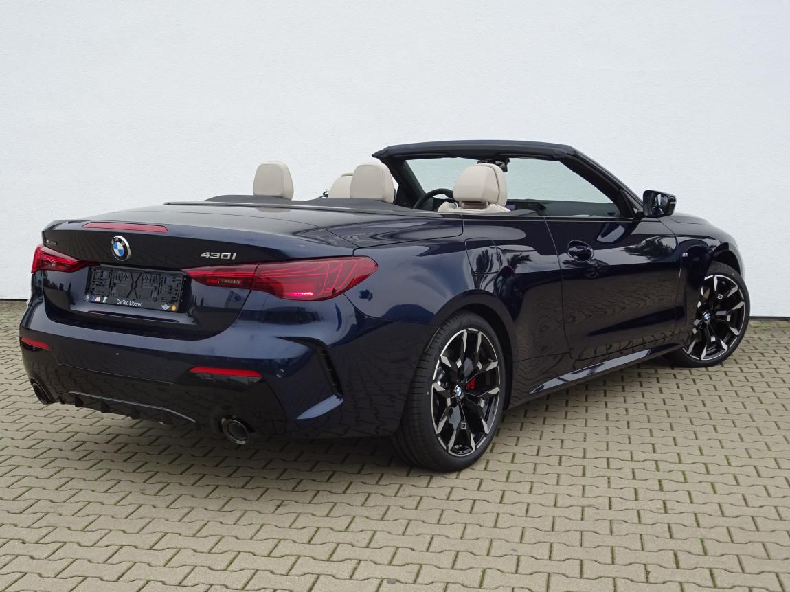 BMW Řada 4, 430i xDrive Convertible - fotka 4