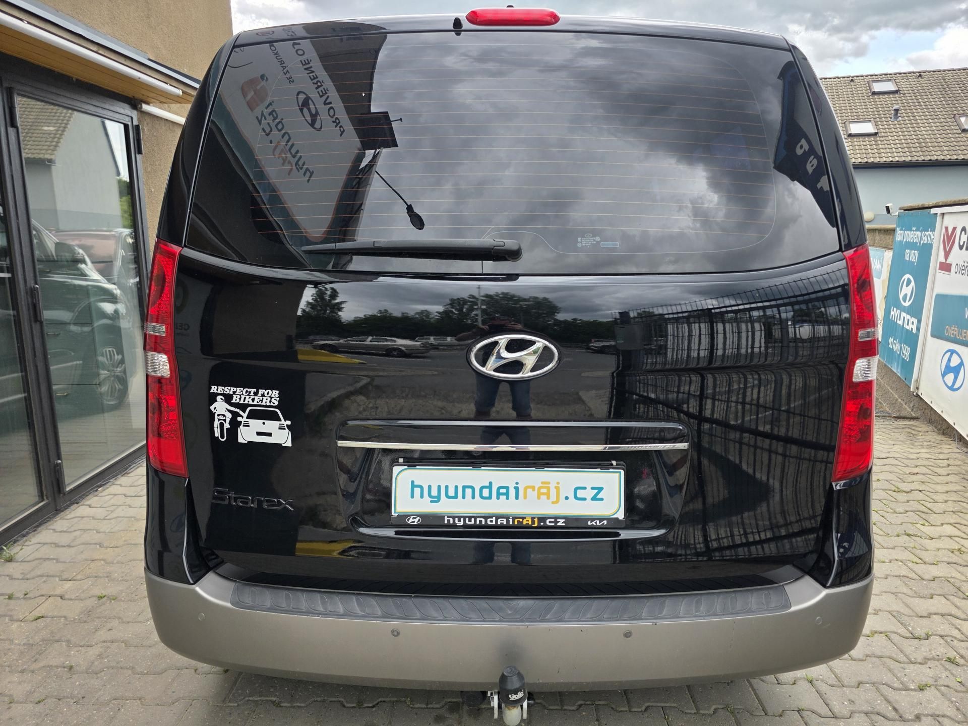 Hyundai H 1, 2.5-9míst-MAX.výbava-TOP stav - fotka 5