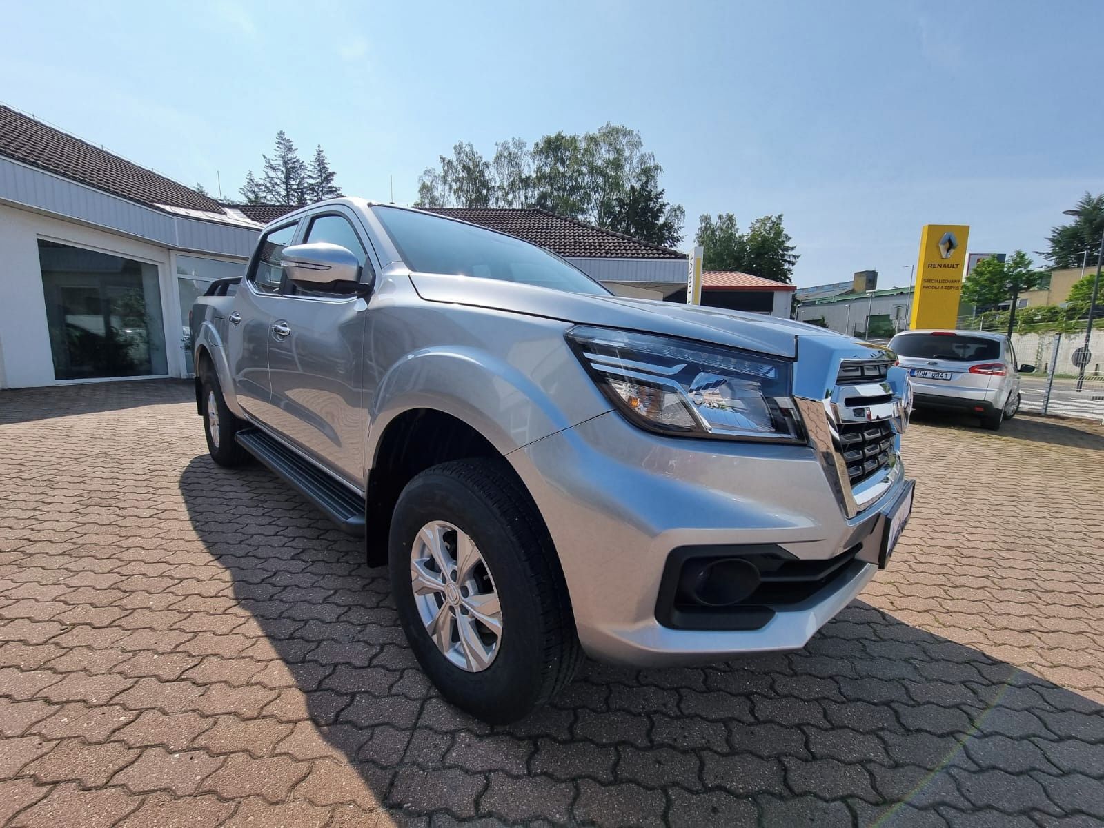 Dongfeng DF 6, 4WD AT MID - fotka 2