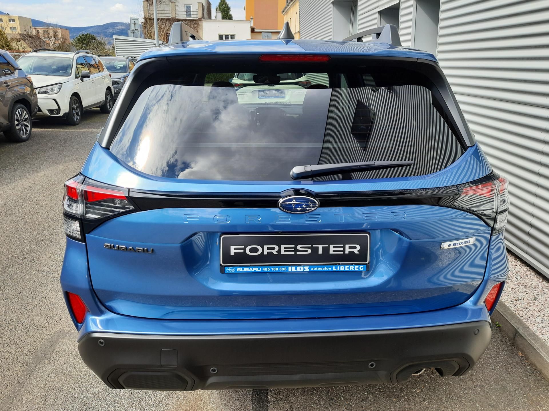 Subaru Forester, NOVÝ FORESTER 2,0i COM. NAVI - fotka 6