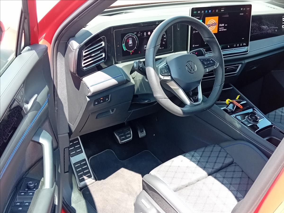 Volkswagen Tiguan, 2,0 TDi 142kW 7DSG R-LINE - fotka 5
