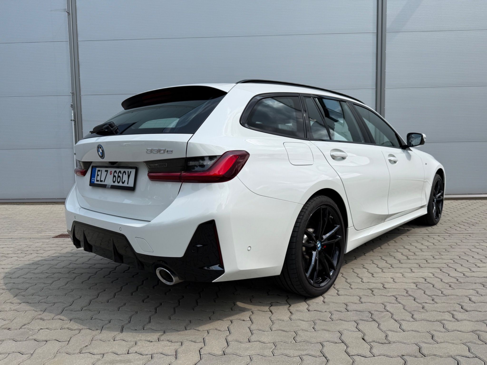 BMW Řada 3, 330e xD Touring | ZÁRUKA | DPH - fotka 2