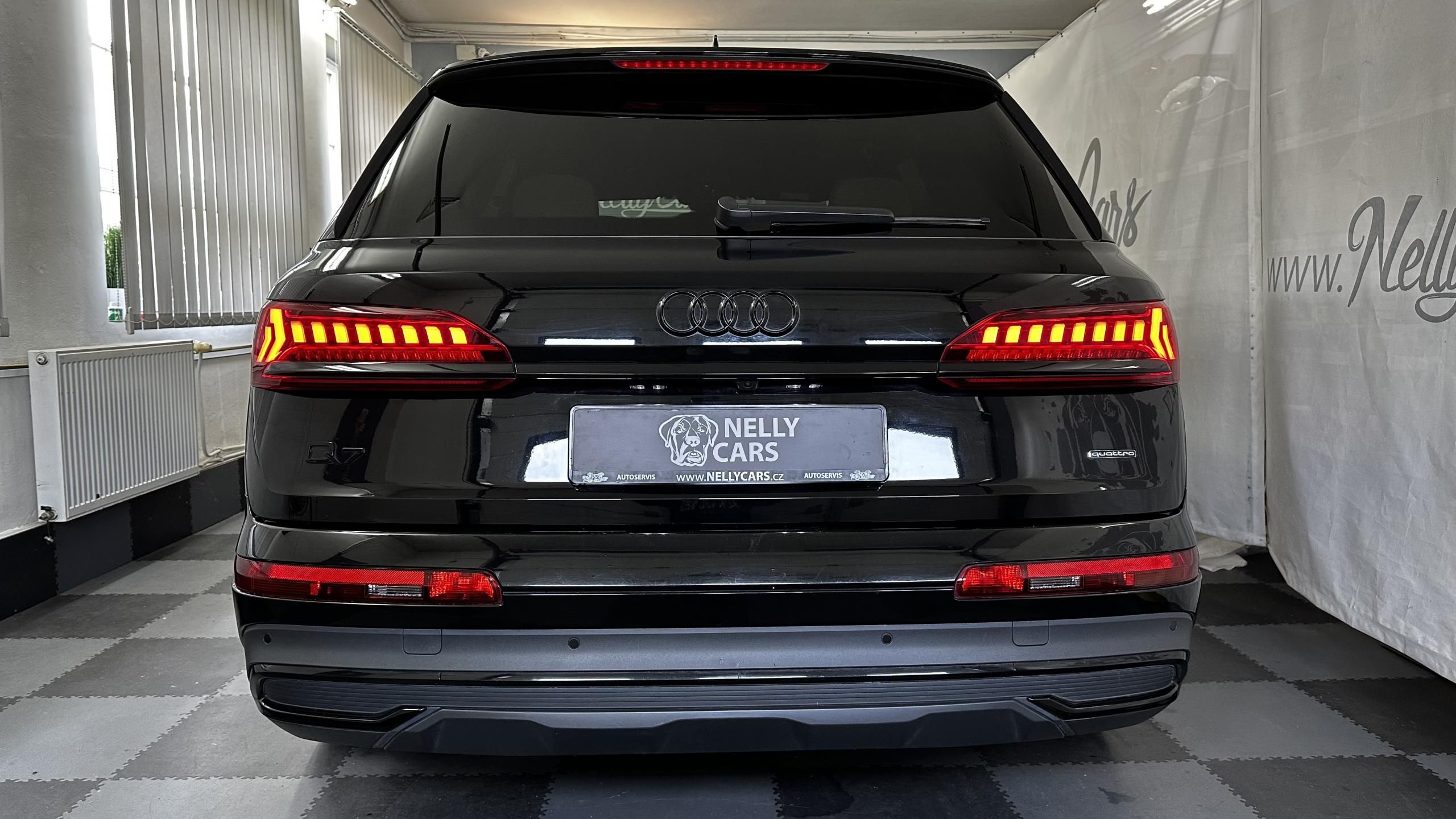 Audi Q7, 55TFSI E (plug-in hybrid) - fotka 5