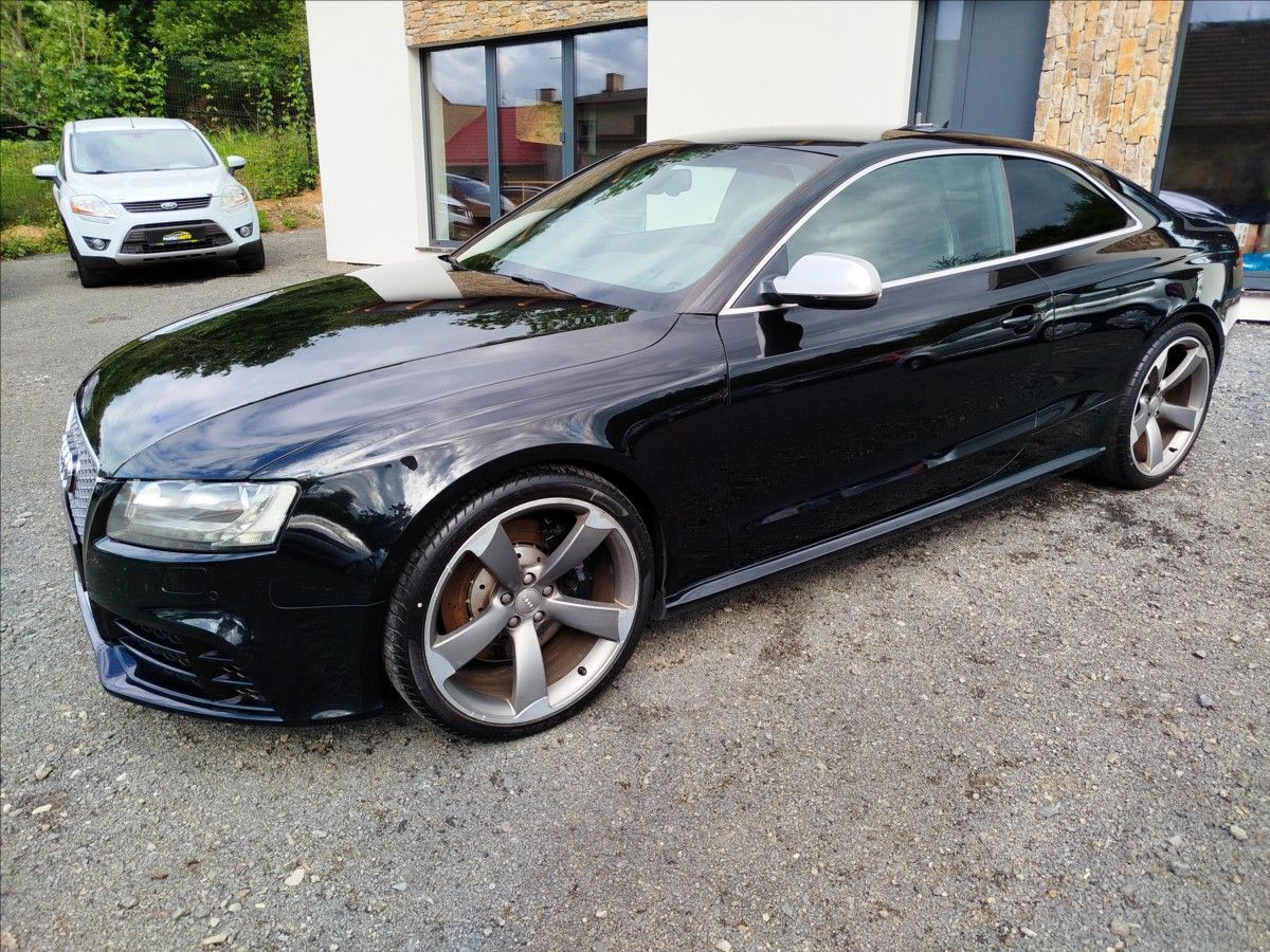 Audi RS5, 4,2 FSi V8 450 koní QUATTRO - fotka 2