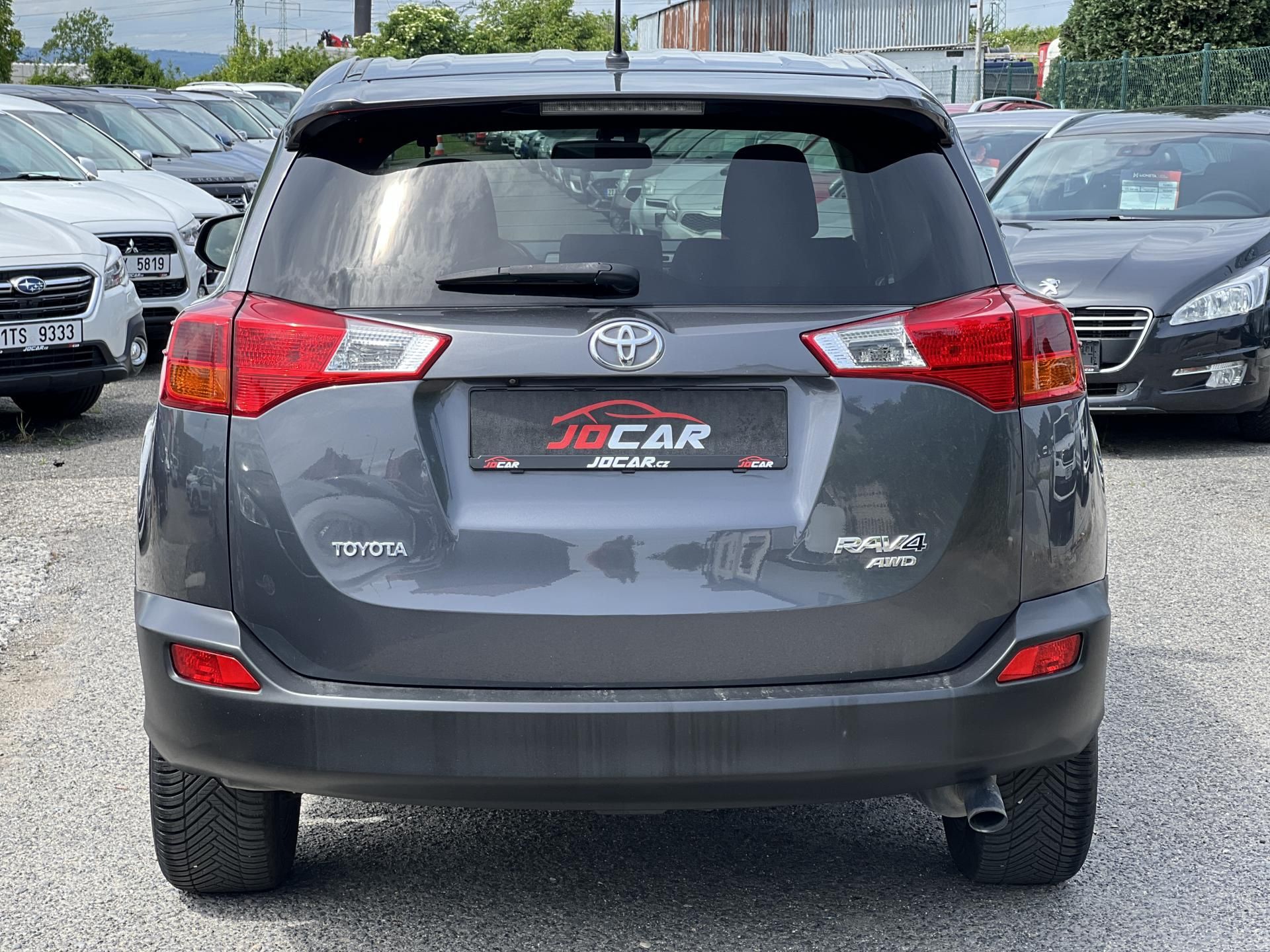 Toyota Rav4, 2.0D D4D 4x4 KAMERA TEMPOMAT - fotka 6