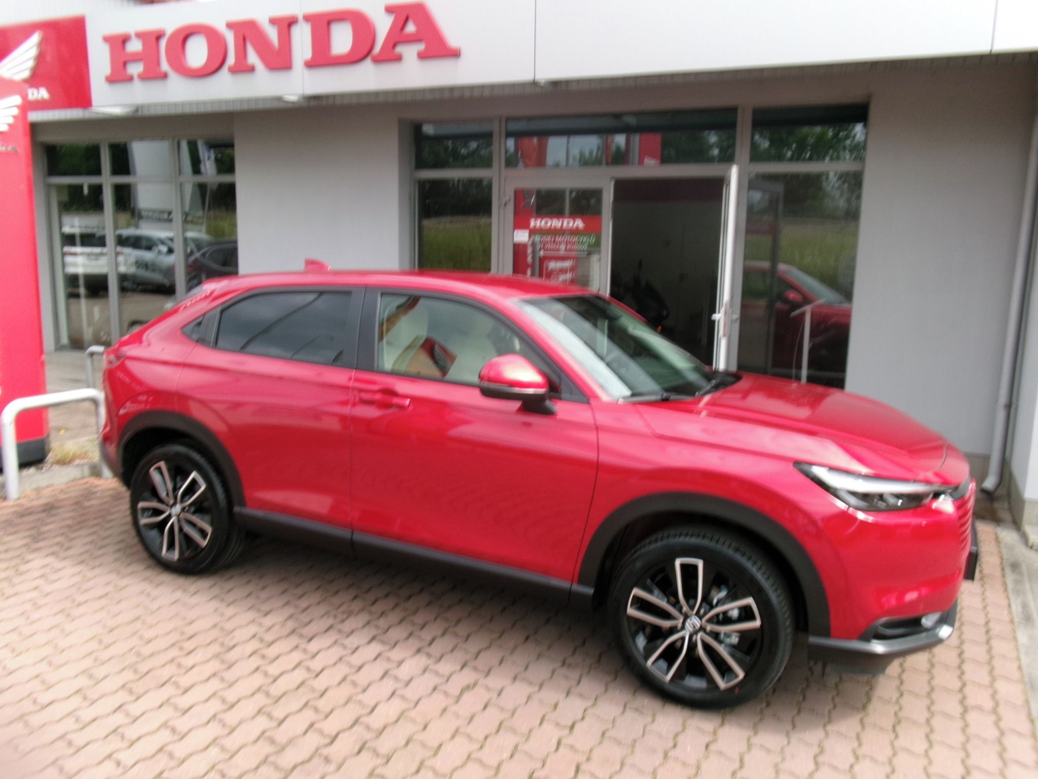 Honda HR-V, 1.5e:HEV ELEGANCE EXCLUSIVE 27 - fotka 4