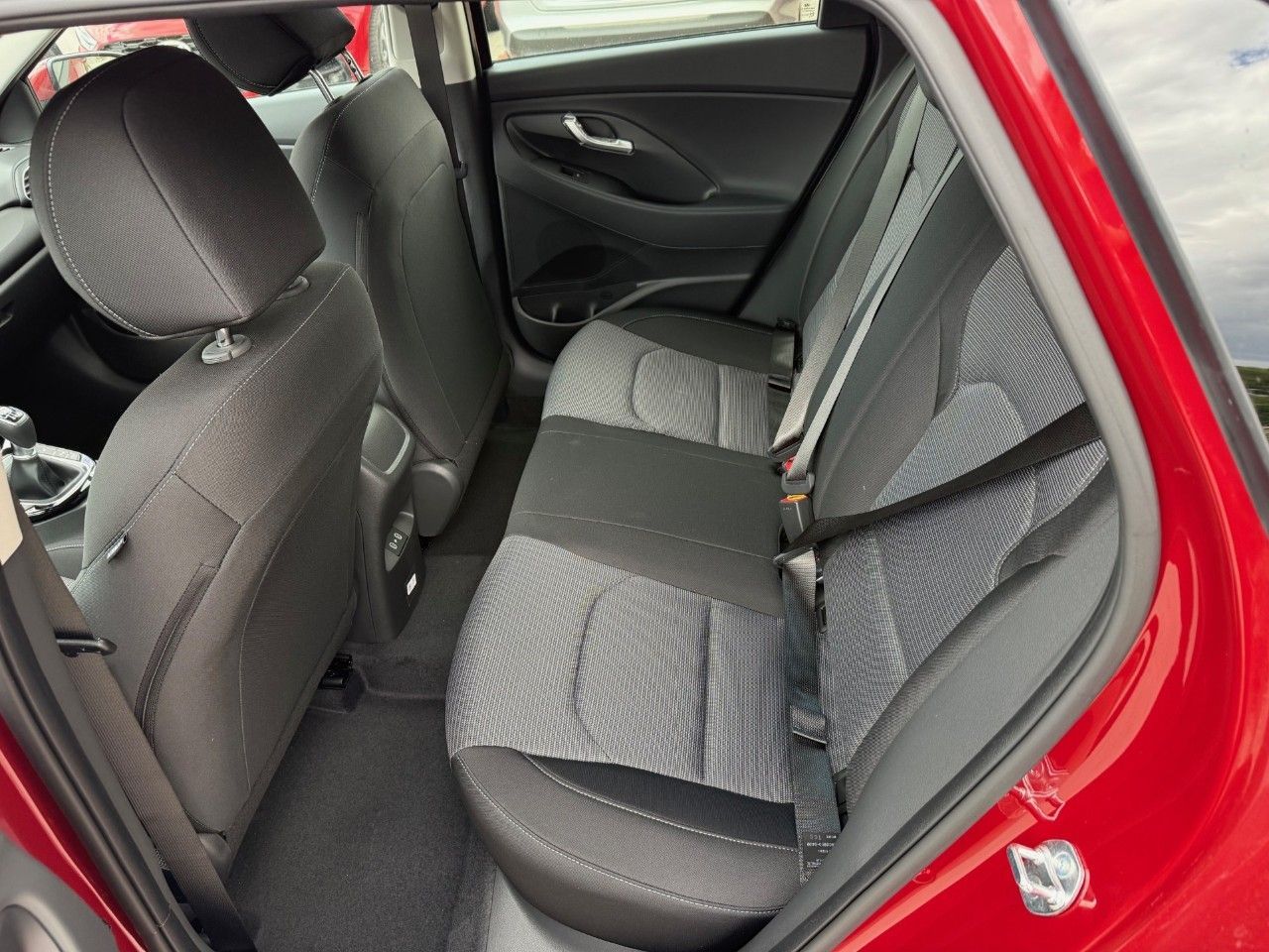 Hyundai i30, HB FL 1,0 TGDI Family - fotka 6