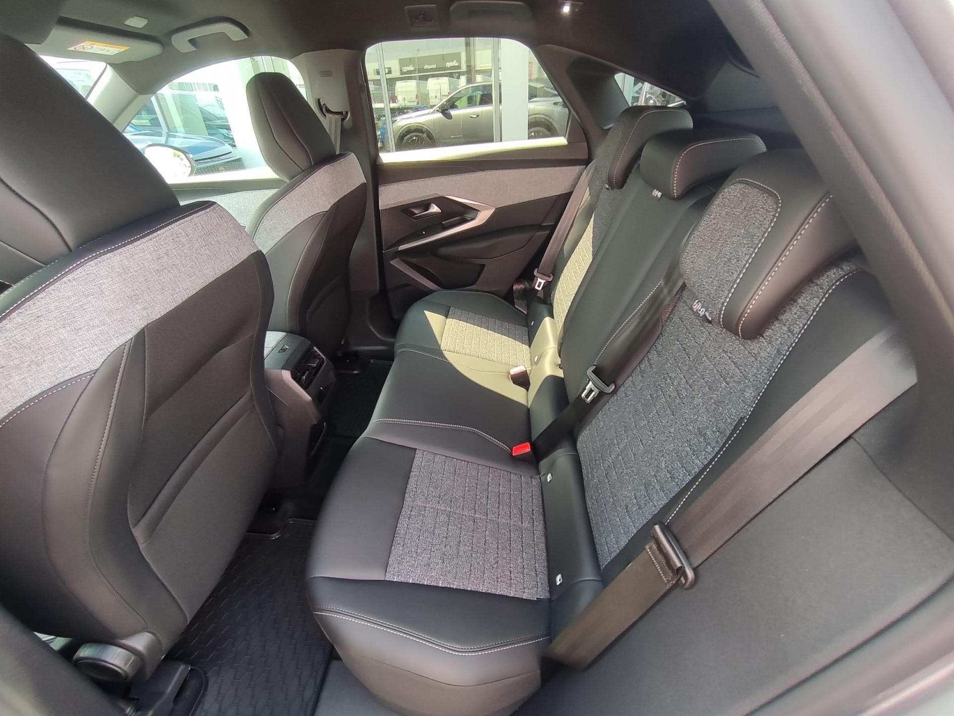 Peugeot 3008, ALLURE 145k AUT HYBRID - fotka 5