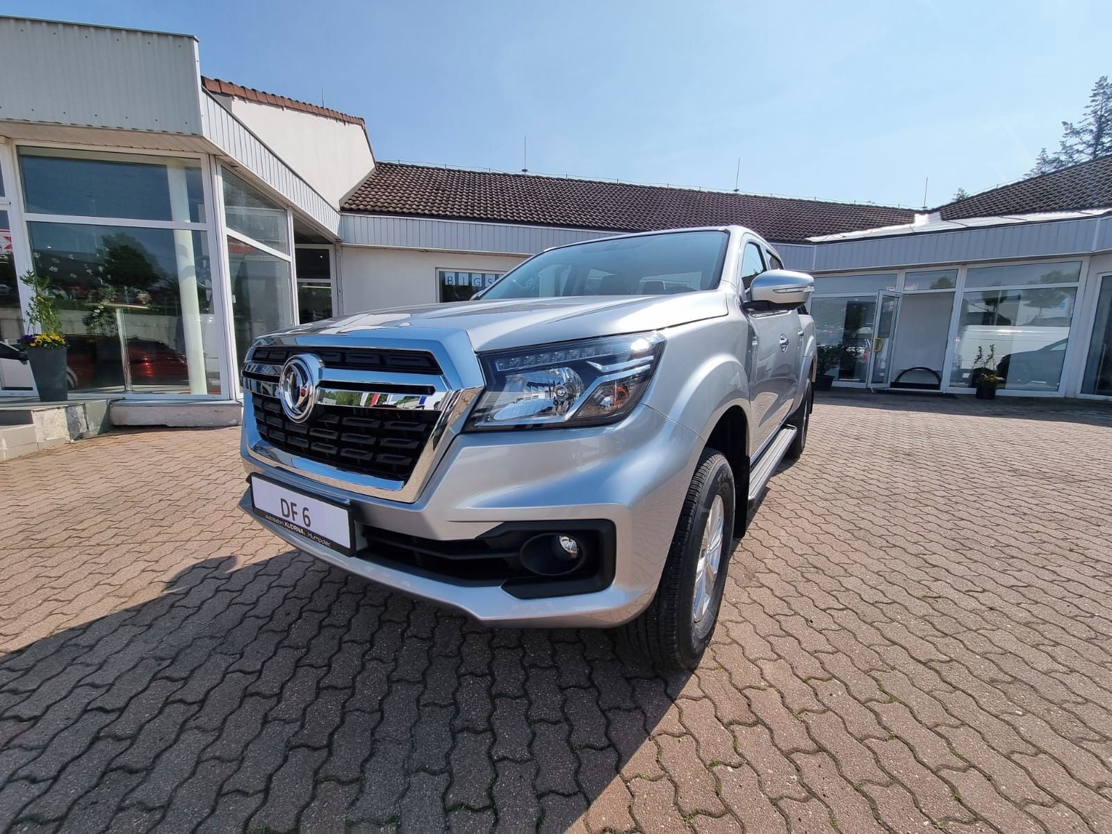 Dongfeng DF 6, 4WD AT MID - fotka 3