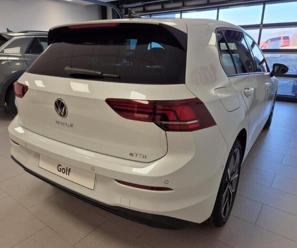 Volkswagen Golf, People 1,5 eTSI 7DSG mHEV 85 k - fotka 6