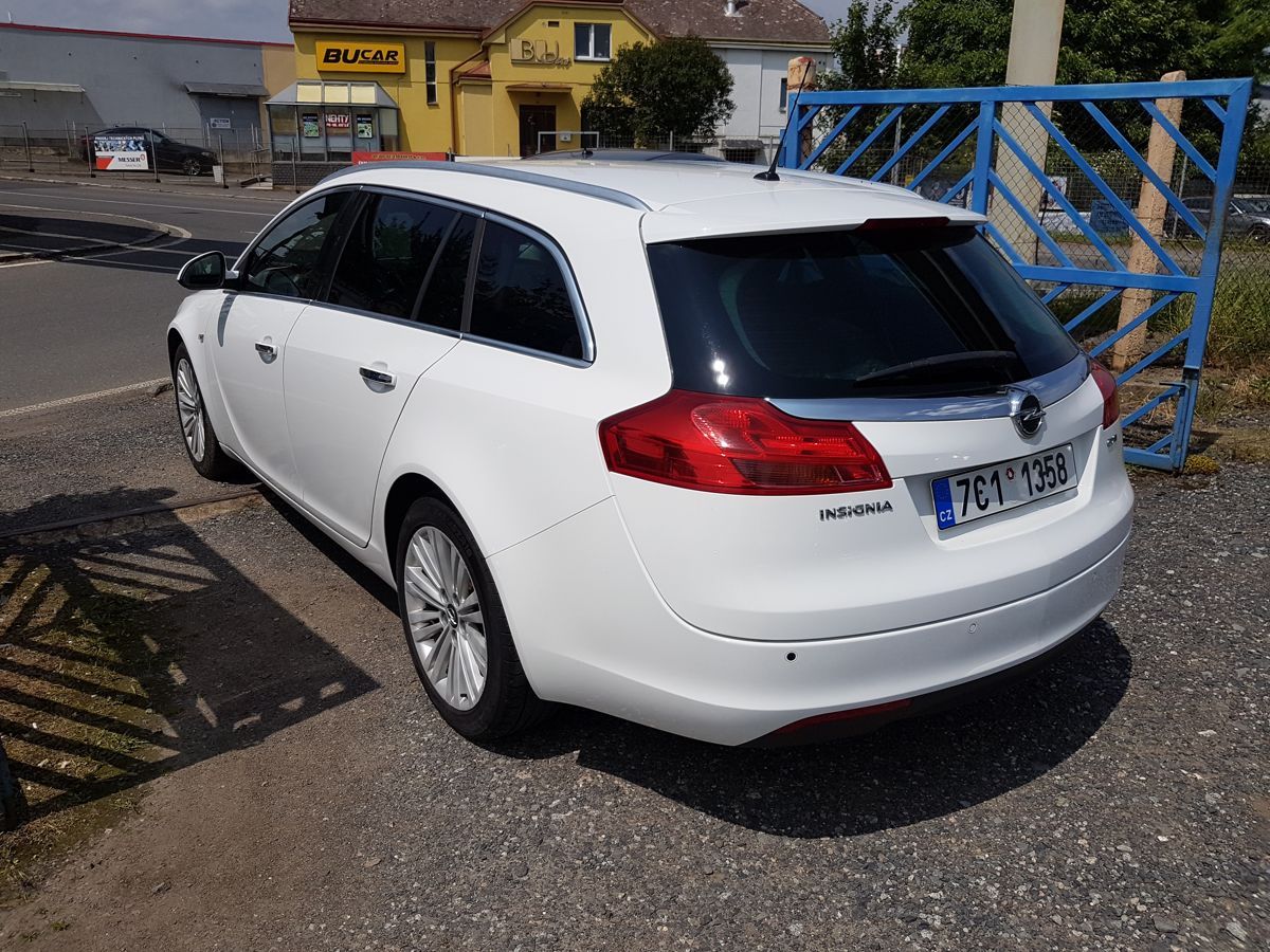 Opel Insignia, 2.0CDTi 118KW EL. KUFR - fotka 4