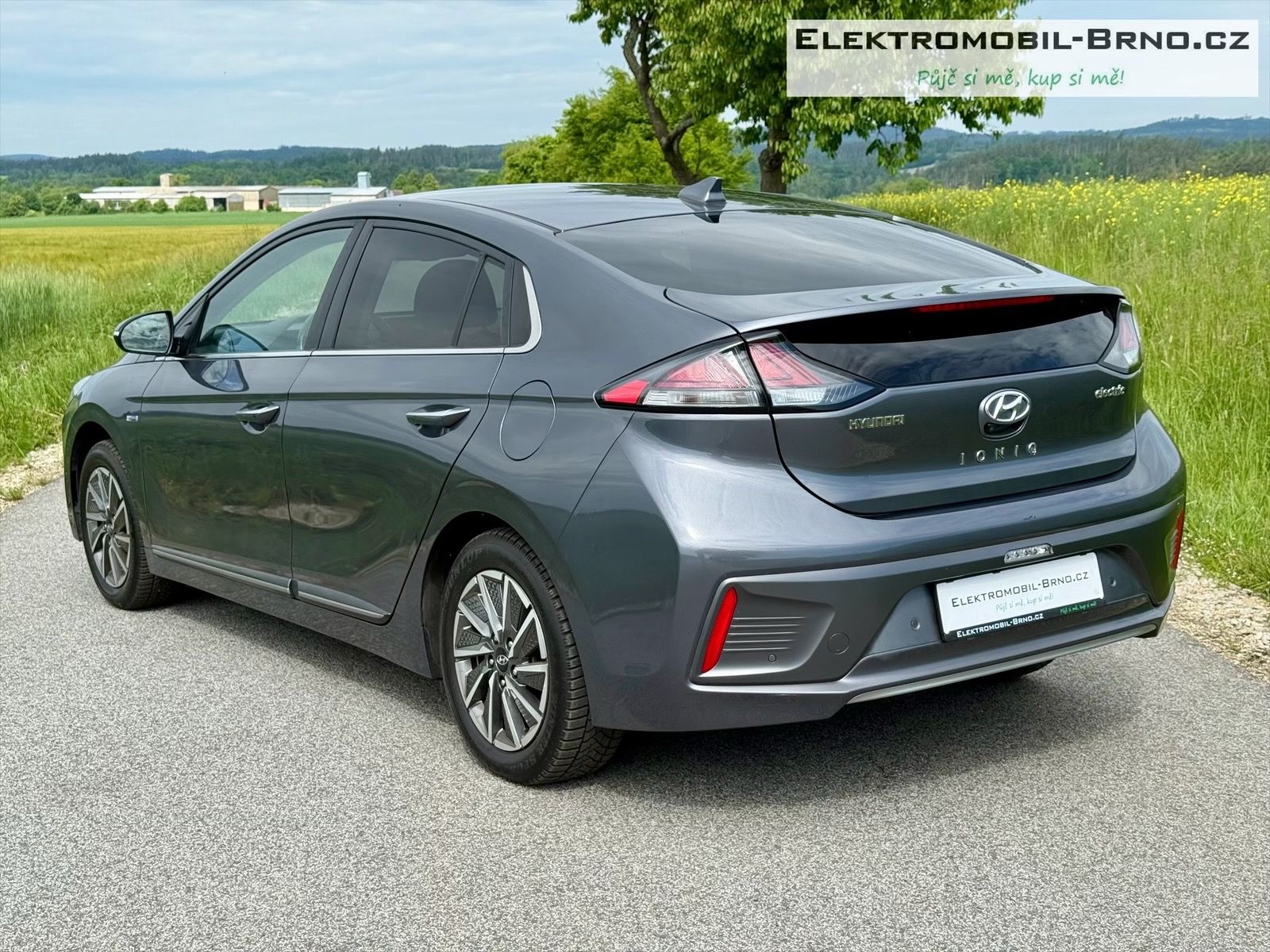 Hyundai Ioniq, 38,3 kWh,SoH 100%,TČ ,BlueLink - fotka 4