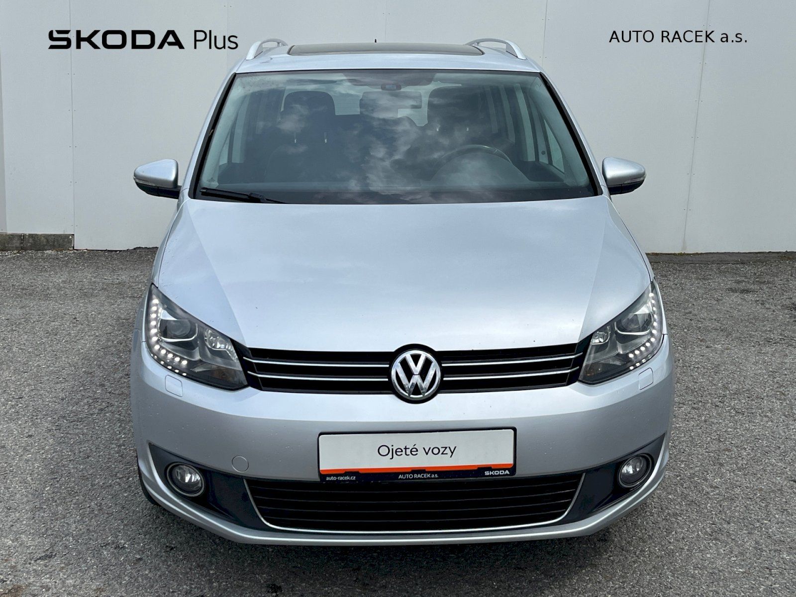 Volkswagen Touran, 2.0 TDI DPF Highline - fotka 4