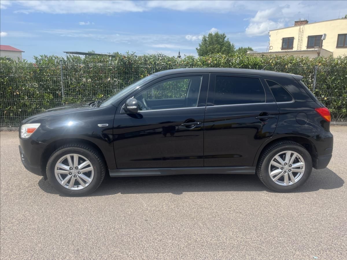Mitsubishi ASX, 1,6 MIVEC KLIMA TAŽNÉ ALU - fotka 4