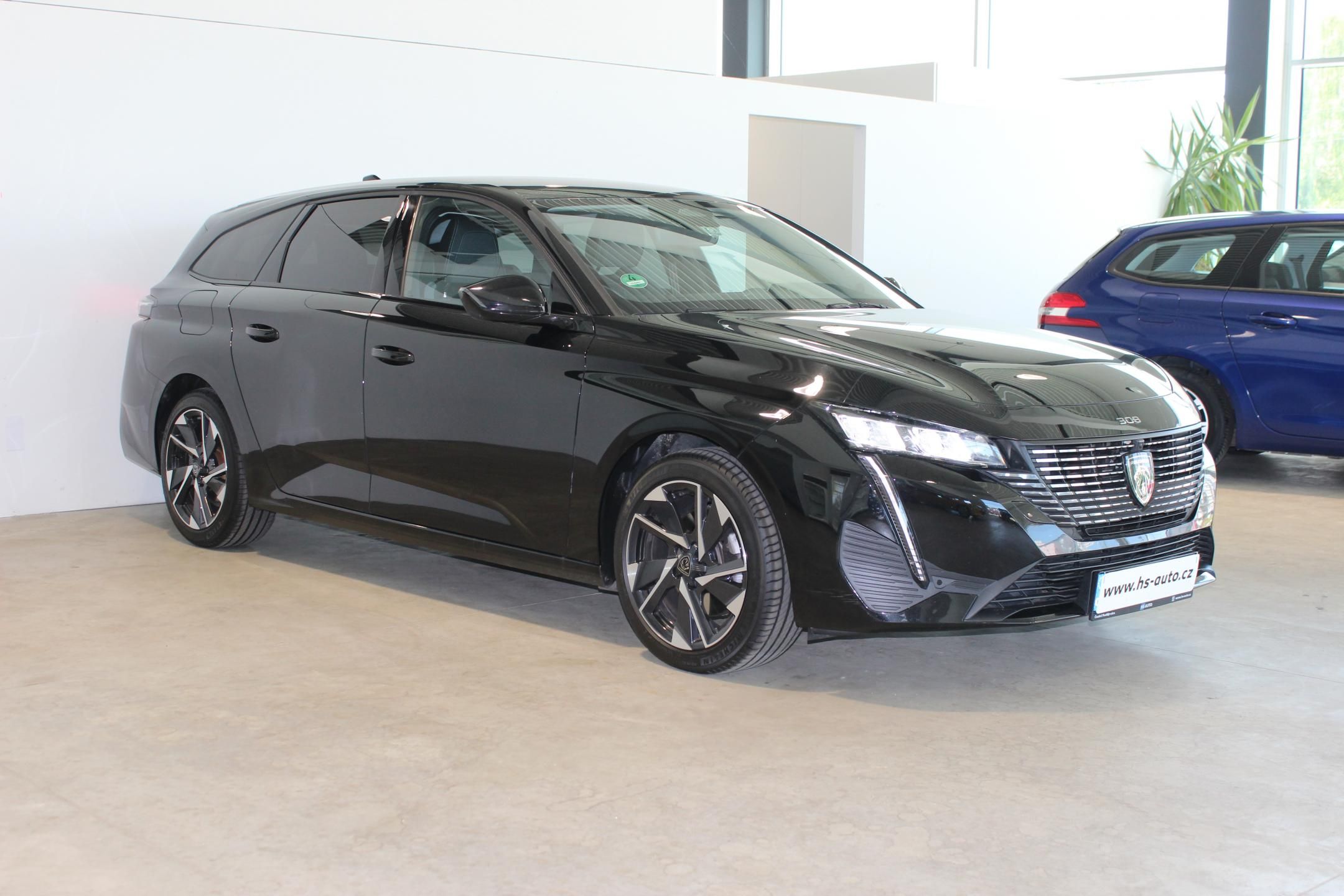 Peugeot 308, 1.2i,ALLURE PACK,130HP,DPH,ČR