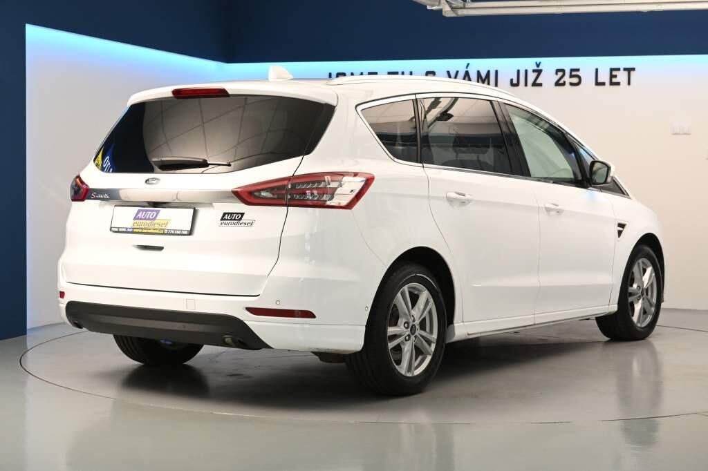 Ford S-MAX, 2.0 LED SONY ACC 8AT ECOBLUE T - fotka 5