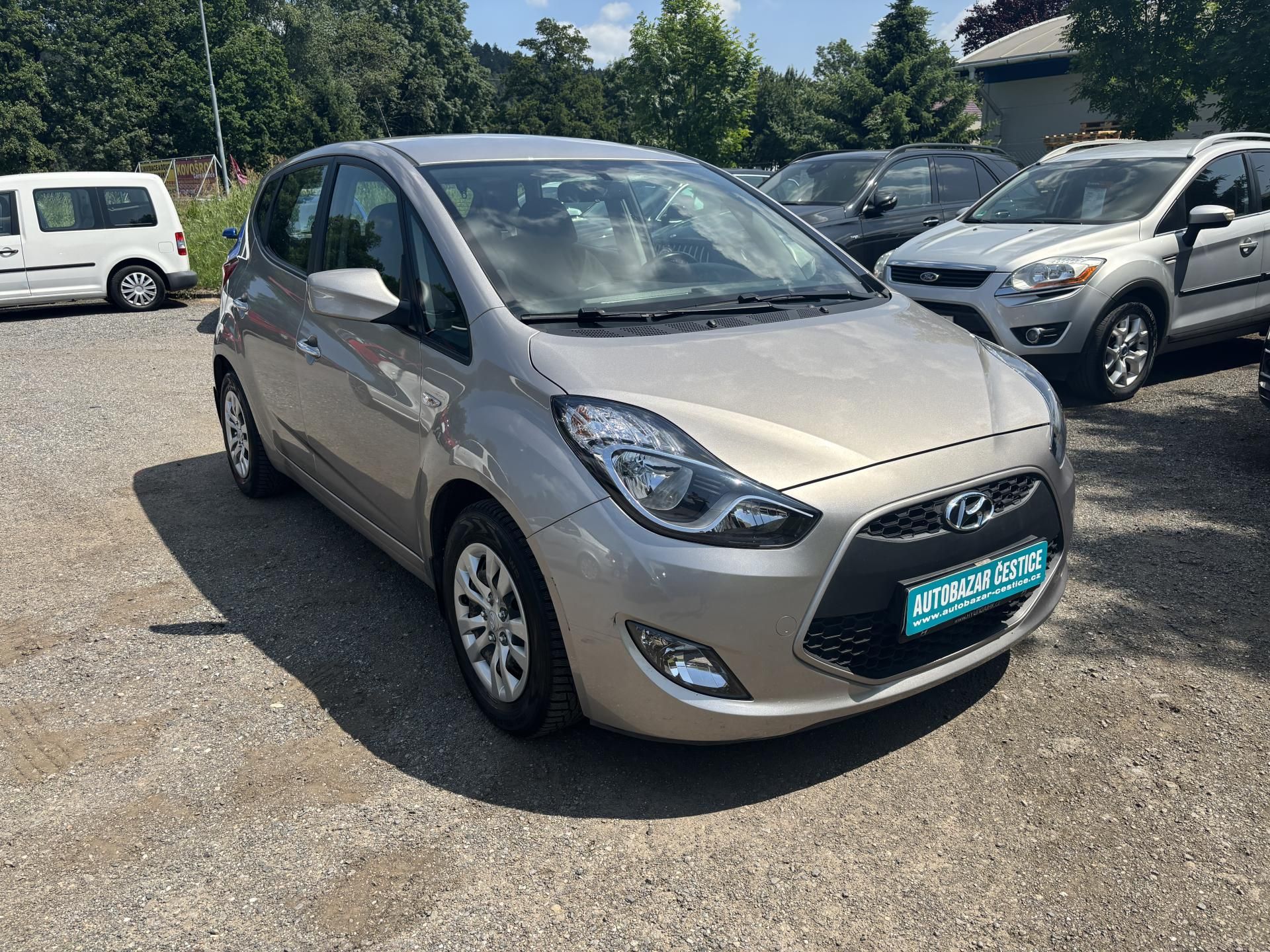 Hyundai ix20, 1.4i - fotka 4