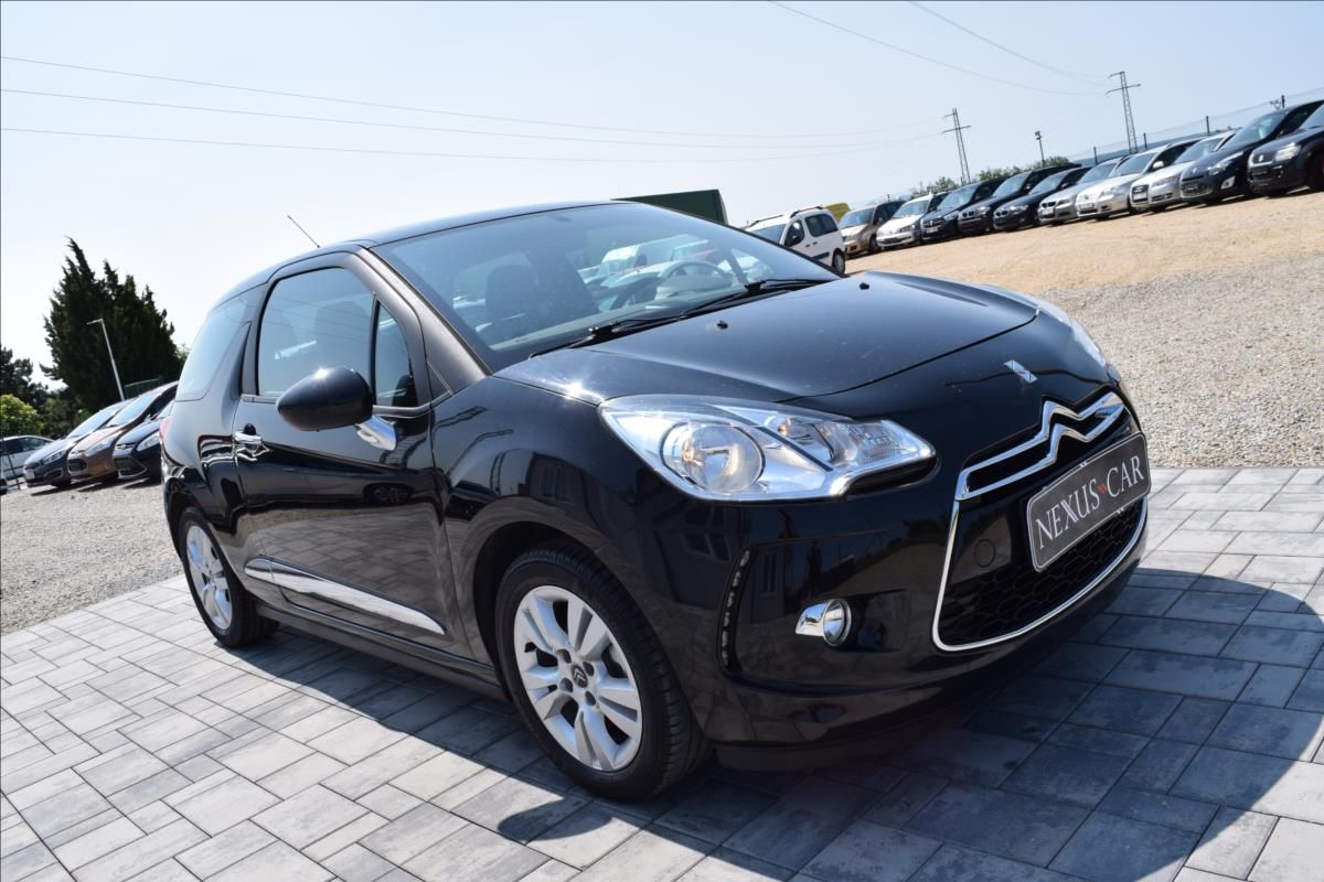 Citroën DS3, 1,2 60KW• KLIMA • AUDIO • ALU - fotka 4