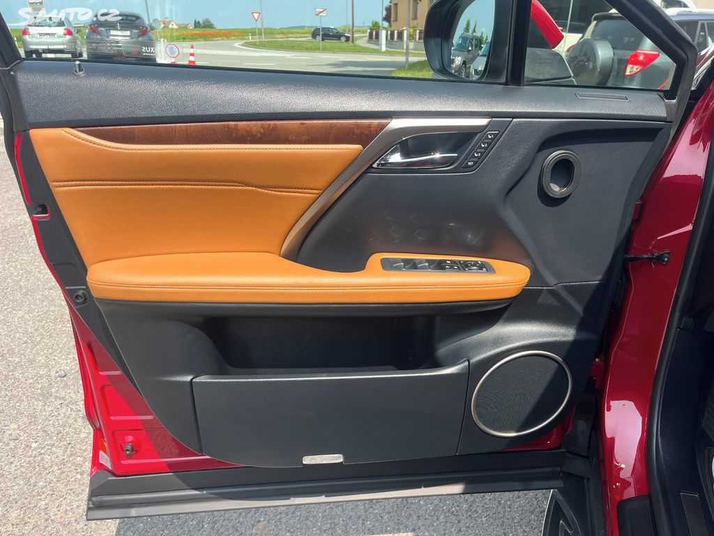 Lexus RX, fotka 15