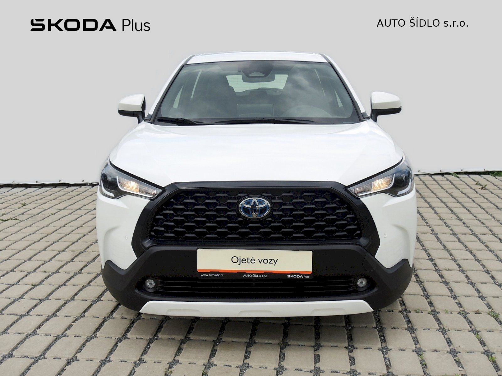 Toyota Corolla Cross, Comfort Business 2,0 Hybrid 4x - fotka 4