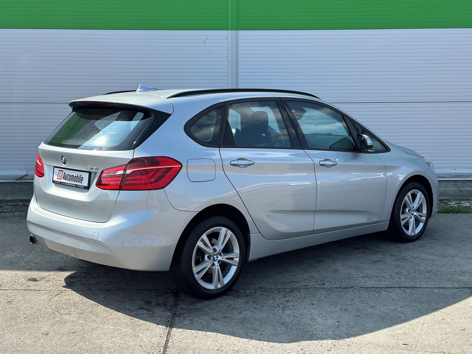 BMW Řada 2, 1.5 218i Active Tourer NAVI - fotka 4