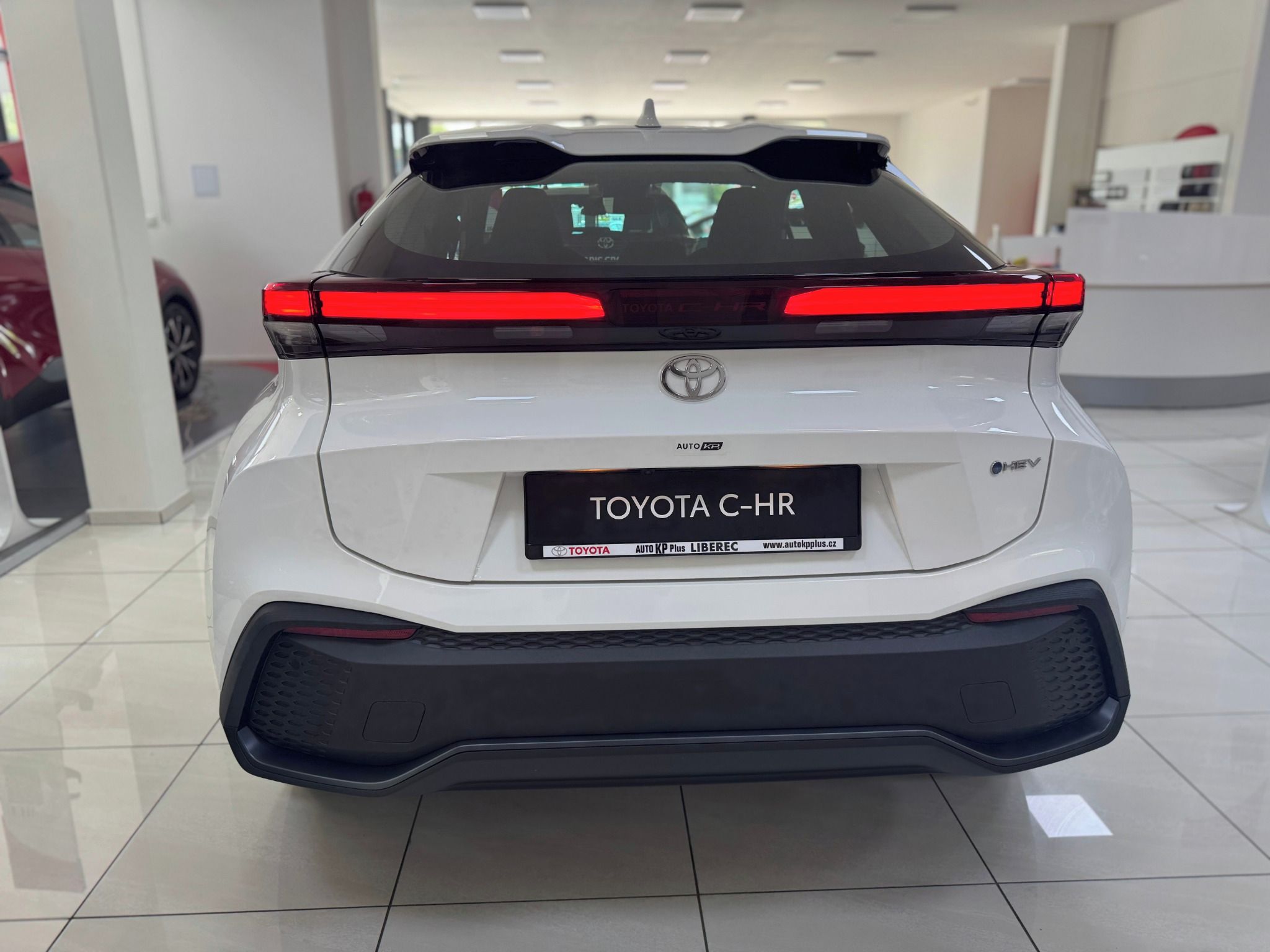 Toyota C-HR, 1,8 140 k Limited Edition - fotka 4