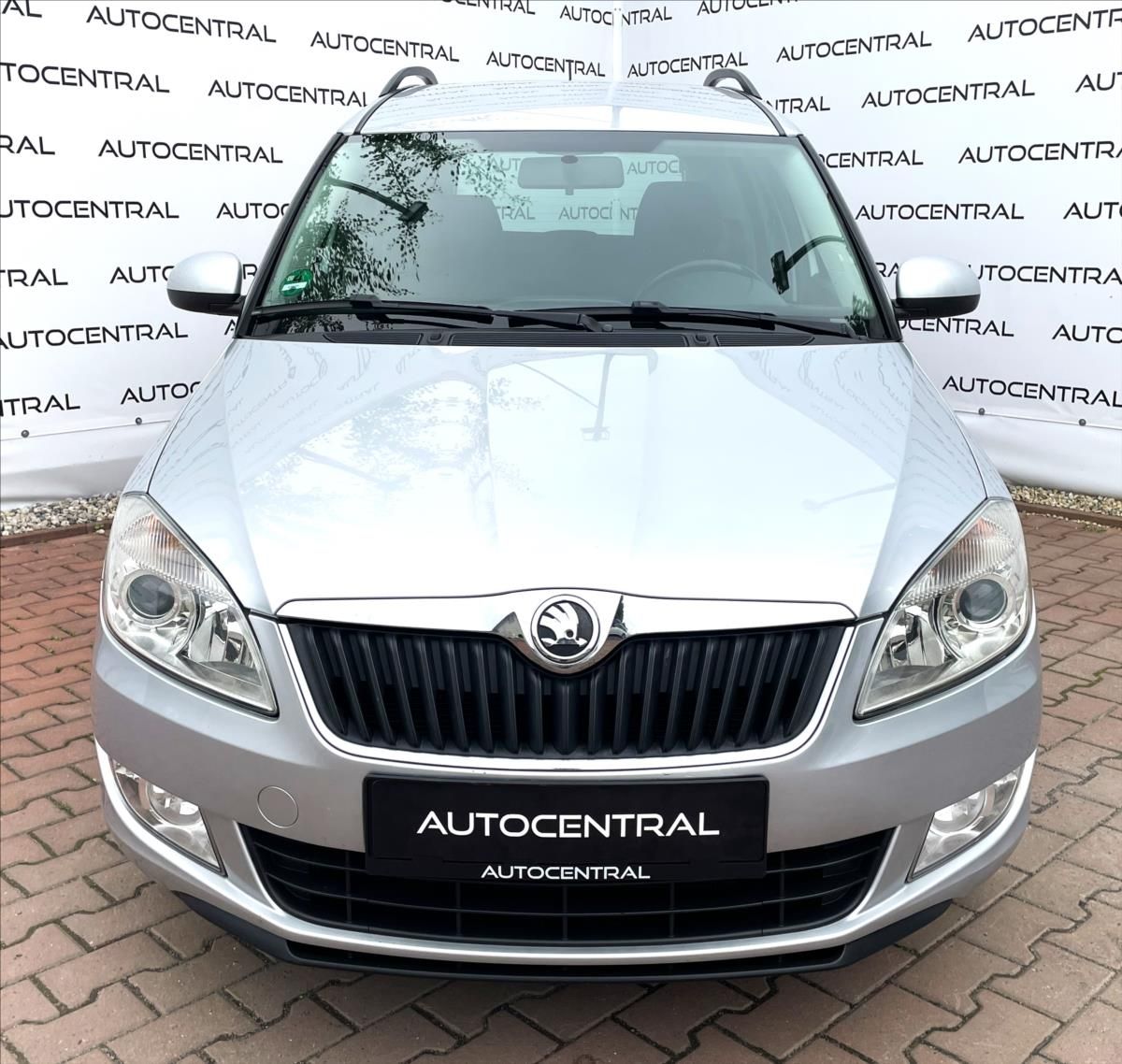 Škoda Roomster, 1,2 TSi,63kW,STK 6/27 - fotka 2