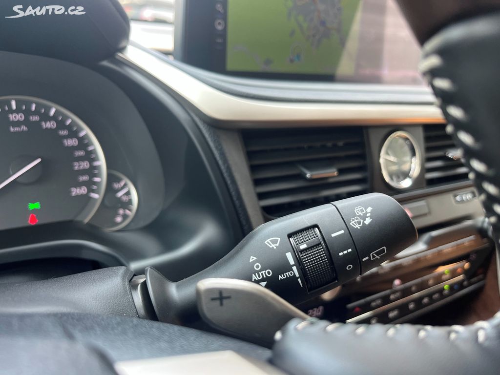 Lexus RX, fotka 31