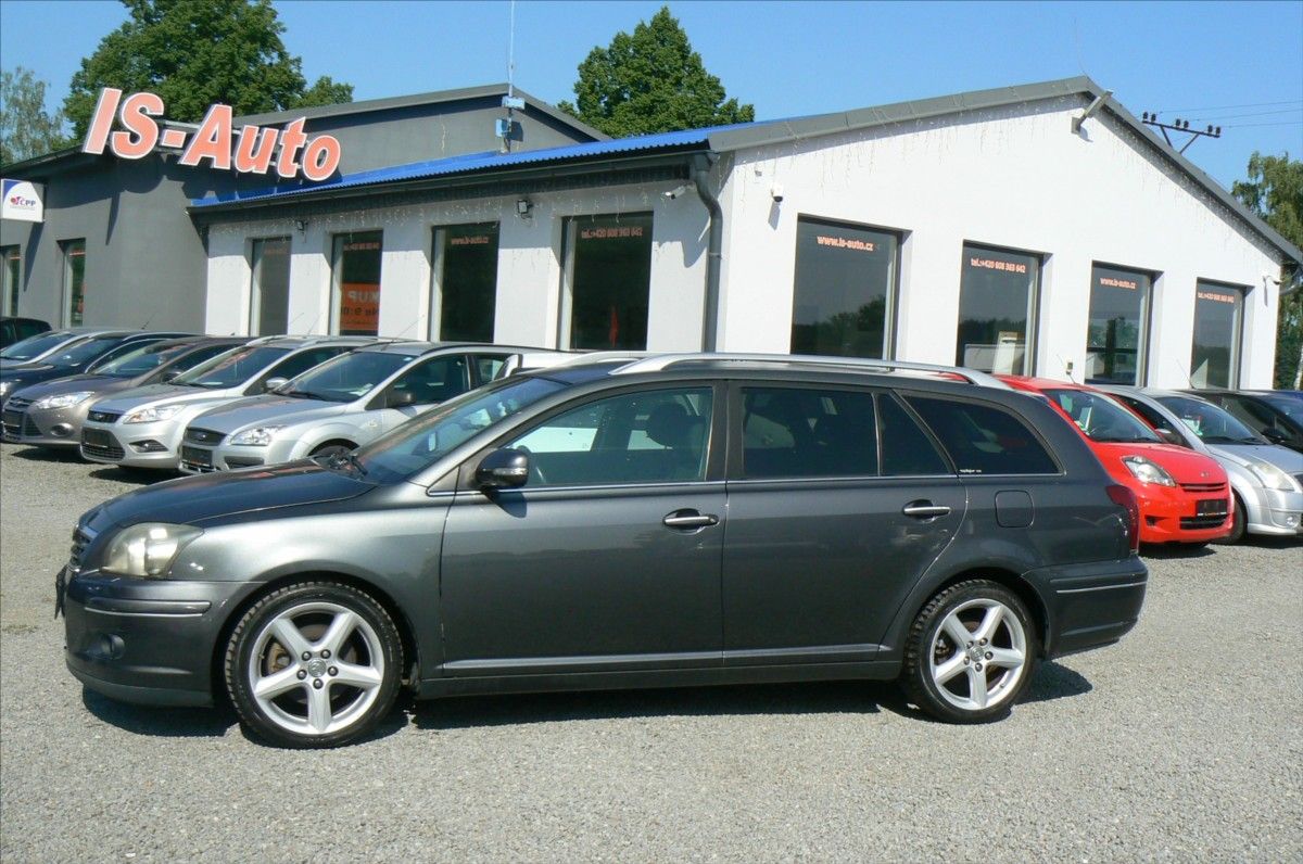 Toyota Avensis, 2,2 D4-D