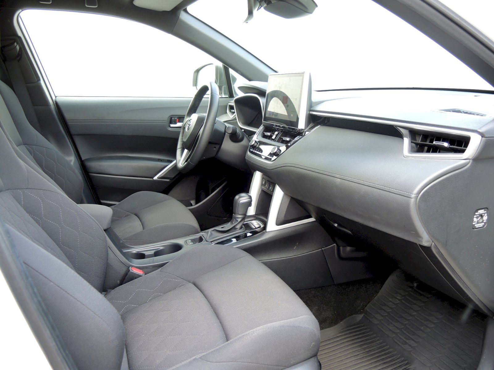 Toyota Corolla Cross, Comfort Business 2,0 Hybrid 4x - fotka 6